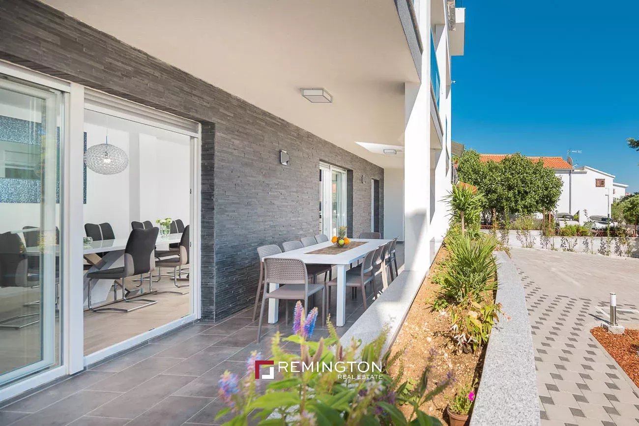 5 Bedroom Villa/Townhouse's Image 16