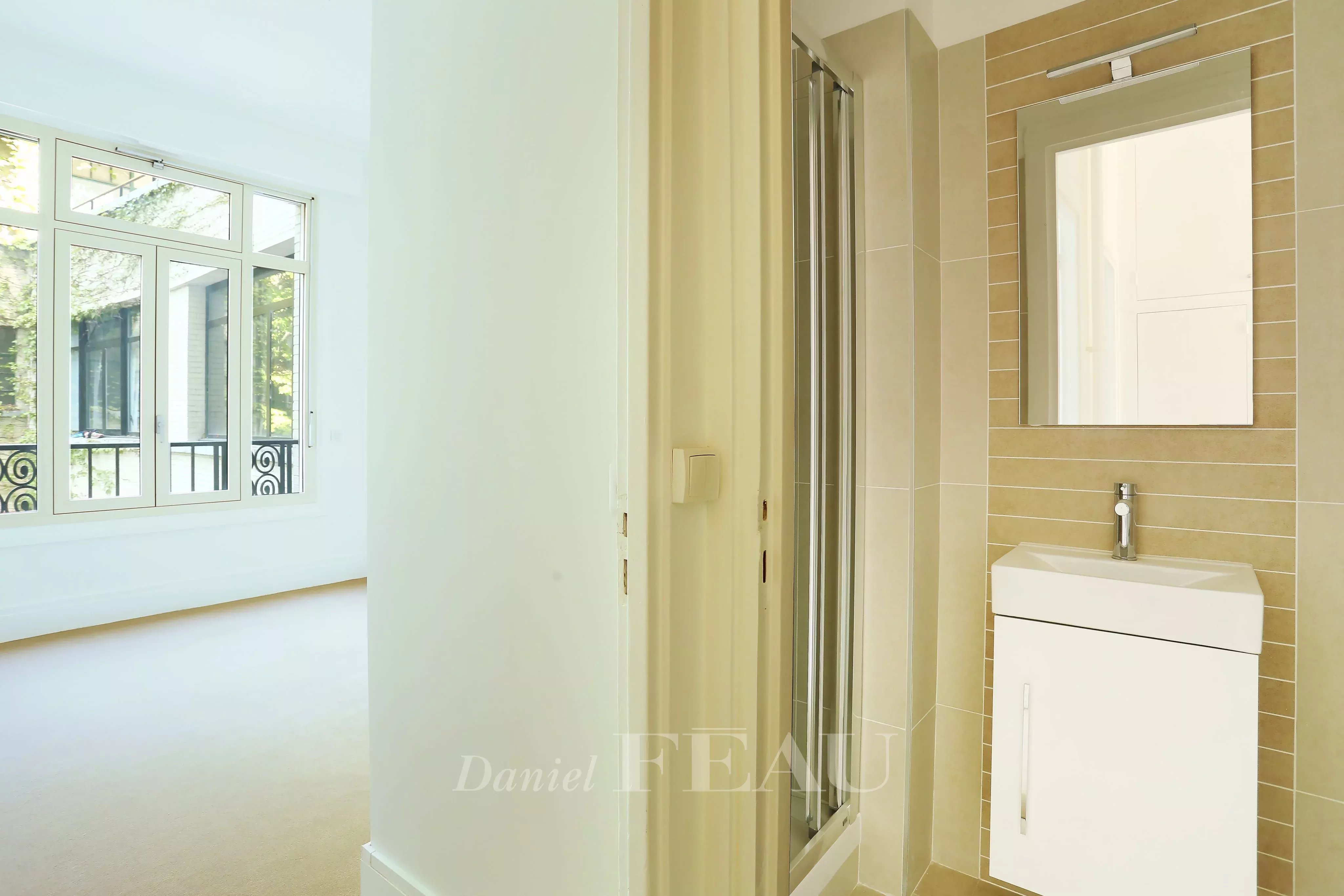 Rental Apartment Neuilly-sur-Seine