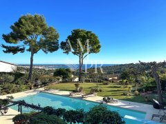Great potential- Amazing sea view villa - Antibes — photo 3 of 7