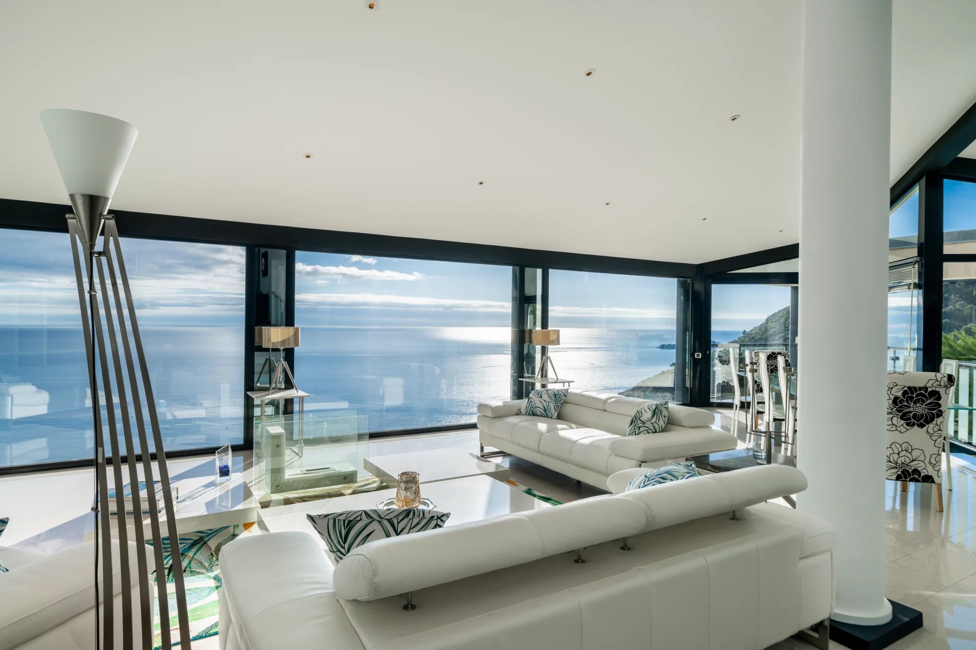 Exceptional Contemporary Villa with Panoramic Sea Views