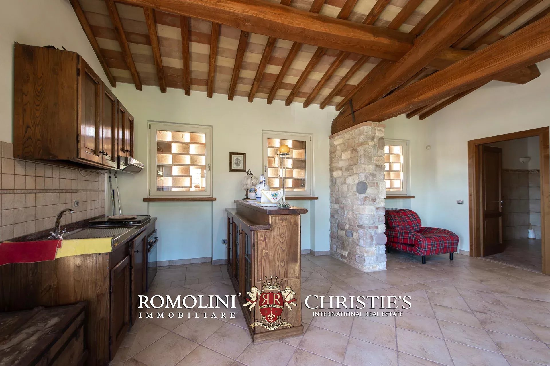 10 Bedroom Villa/Townhouse's Image 94