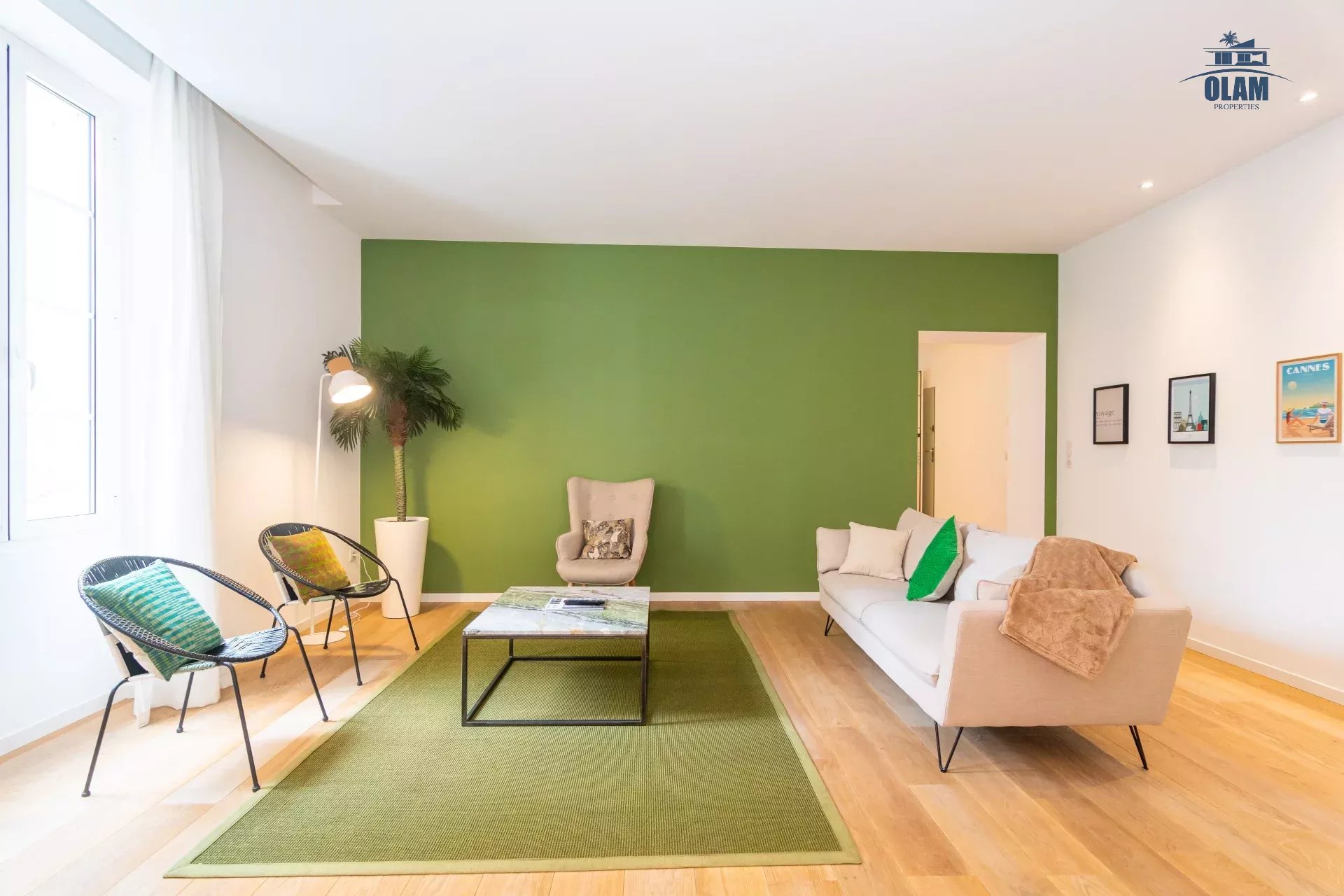 Agence immobilière de 