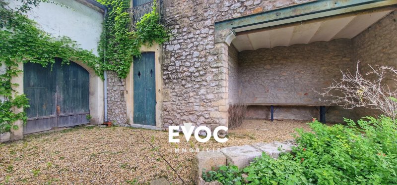 Photo 24 — Maison de maître XIXᵉ à vendre à Montbazin – 185 m², chai, piscine, jardin et dépendances
