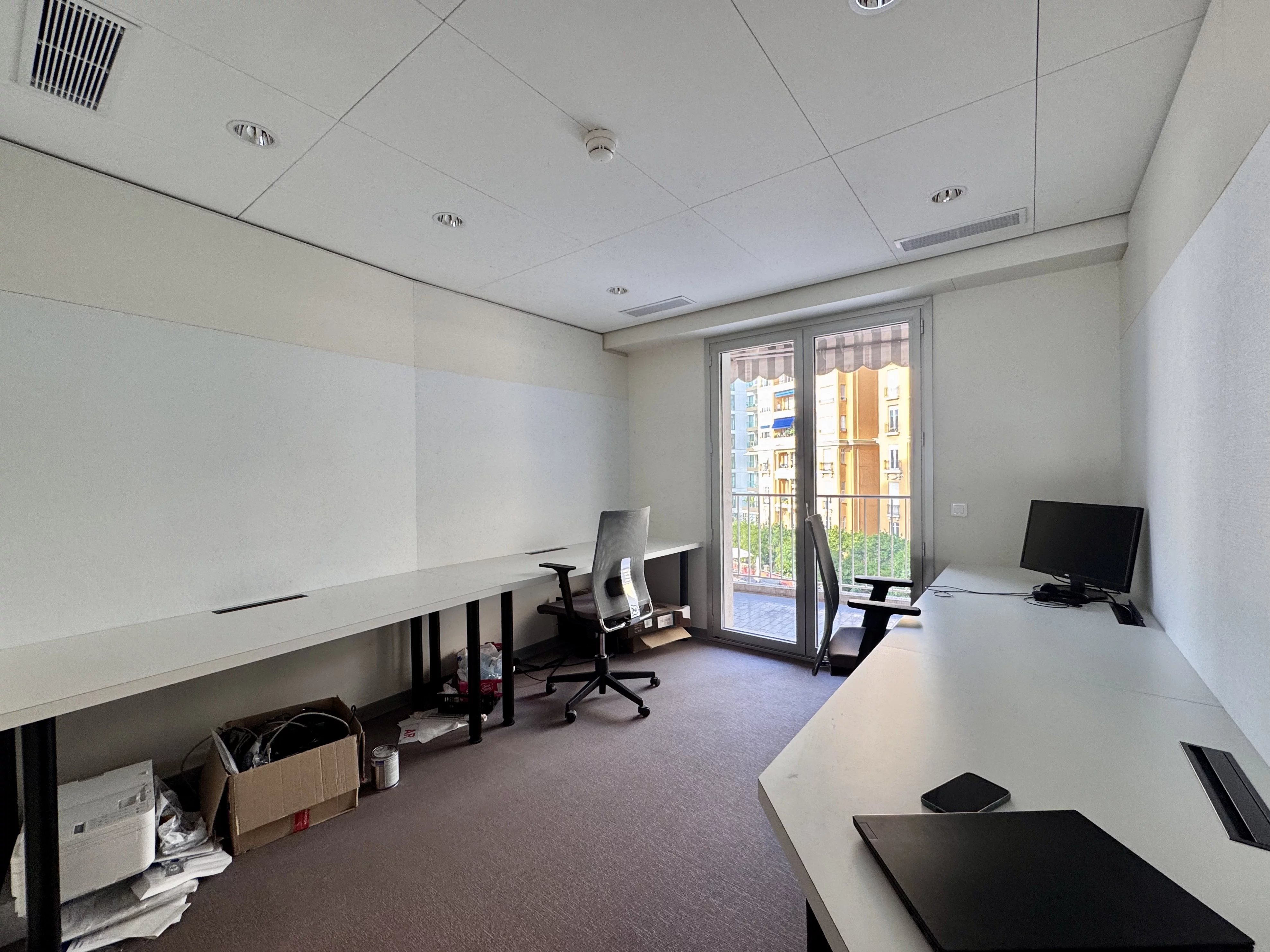 Prime Location in the Heart of Monaco – Front Row Grand Prix View