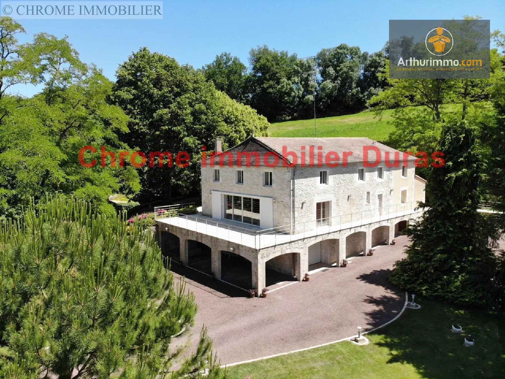 Maison 340m² — Duras