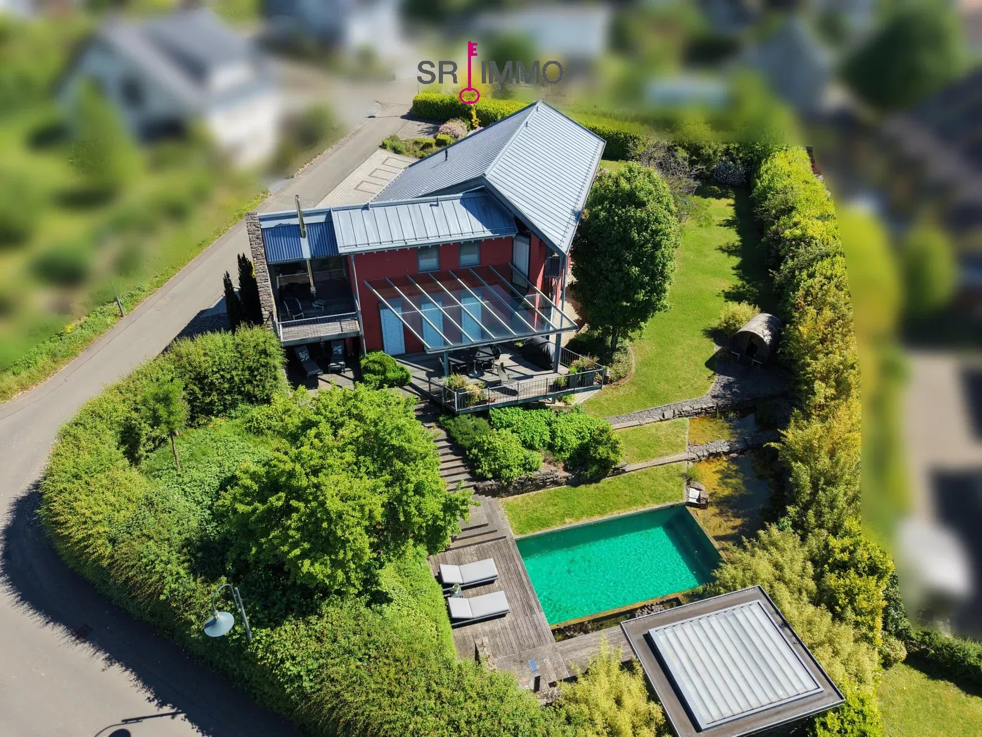 Exklusive Villa mit Wellnessgarten und hochwertiger Ausstattung