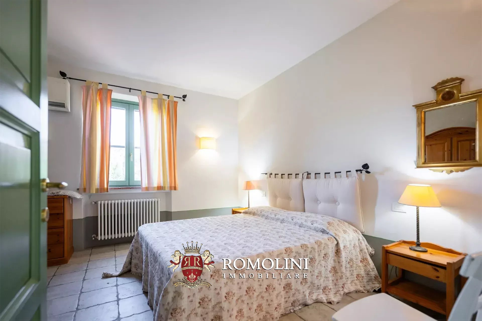 6 Bedroom Villa/Townhouse's Image 35