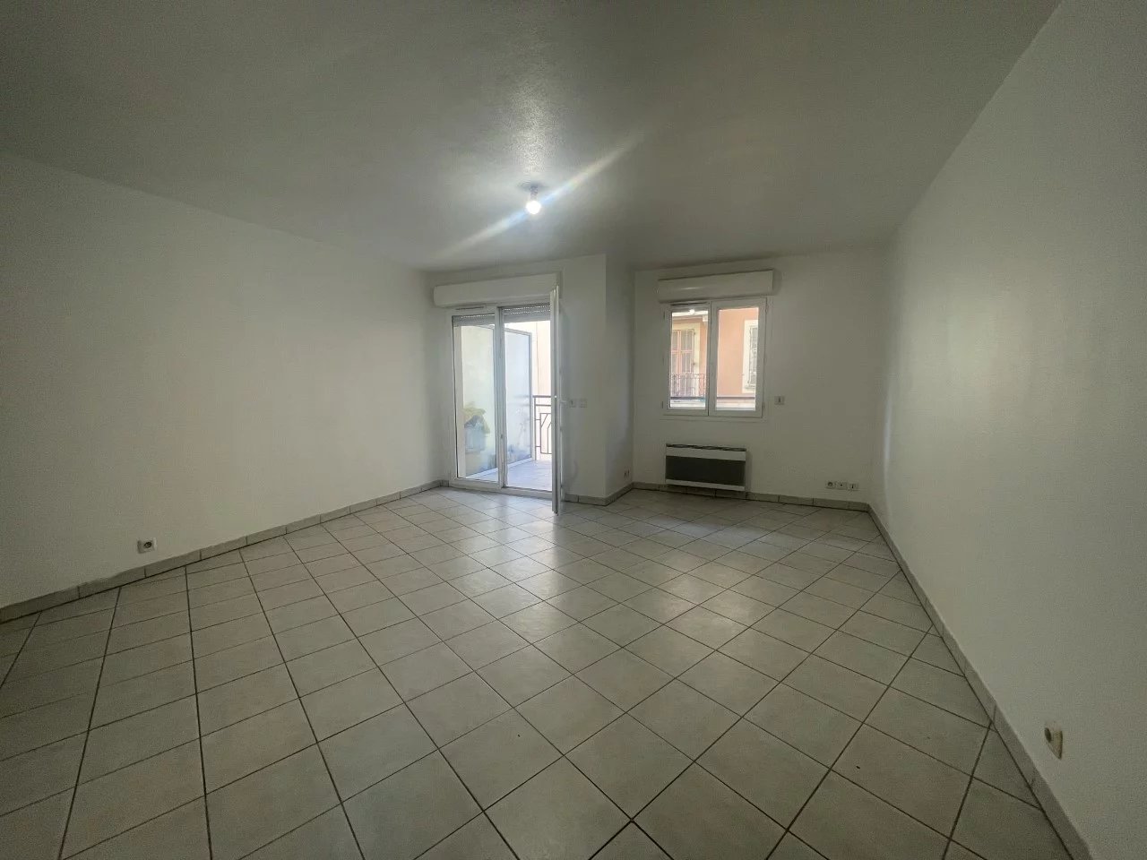 LOCATION NICE RIQUIER T2 45m²