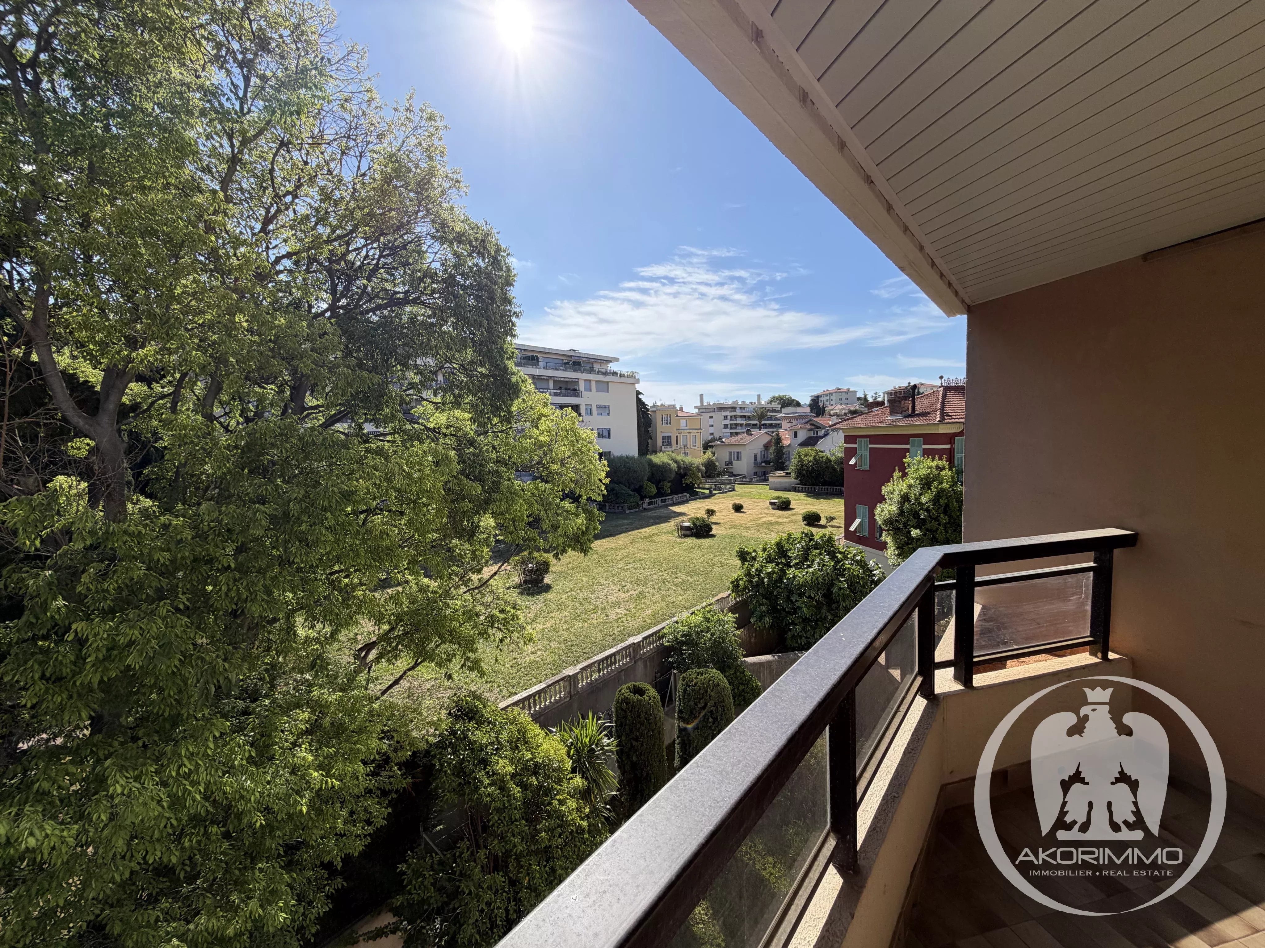 Apartment  - 3 rooms  - 70.98 m² -  €430,000 - For sale