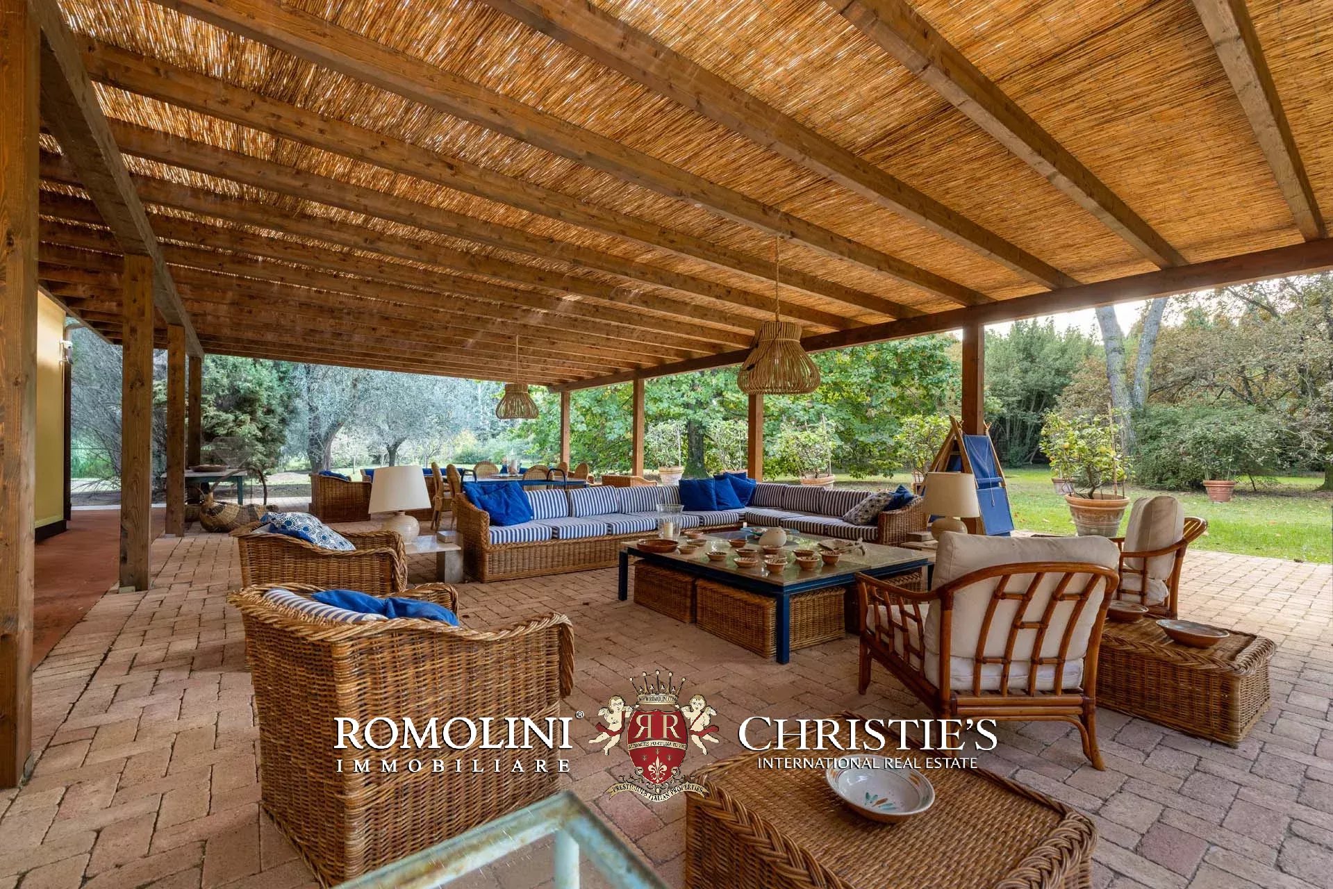 4 Bedroom Villa/Townhouse's Image 7