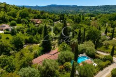 Charming Provençal Villa within Walking Distance of Fayence Village — photo 1 of 2