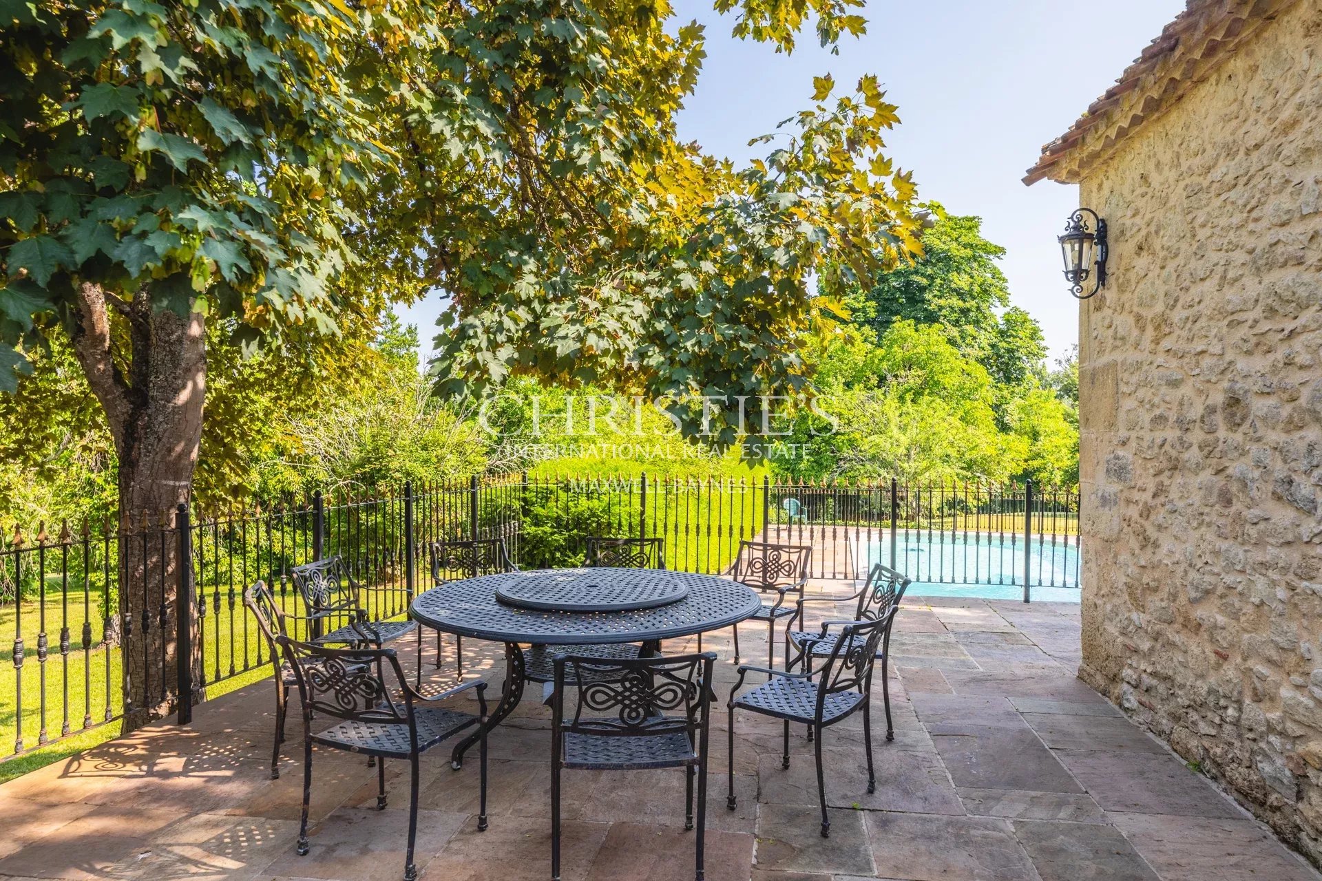 7 Bedroom Chateau's Image 14