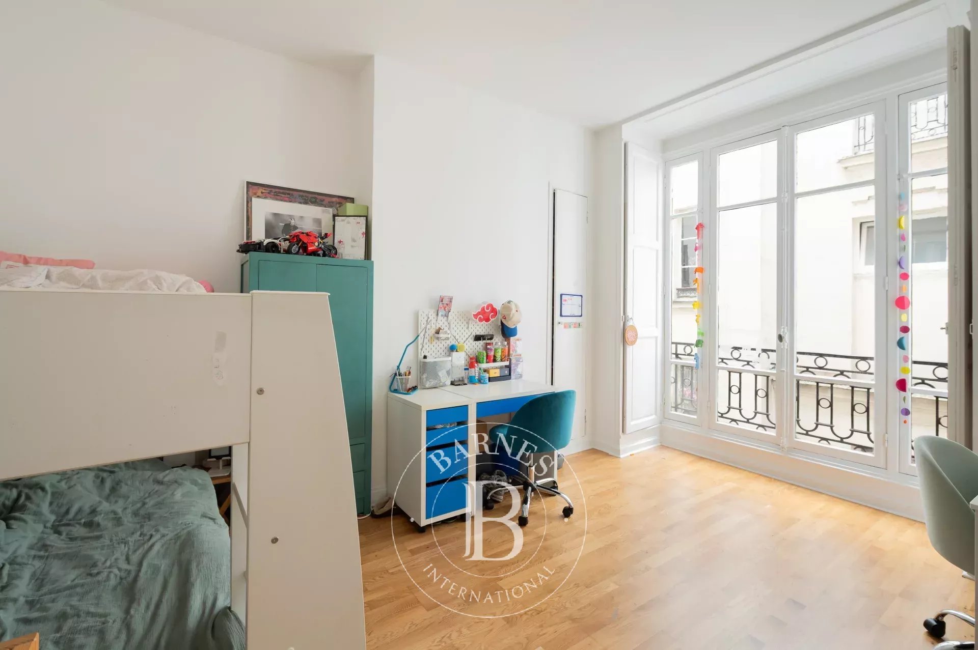 Daire Paris 9ème - picture 7