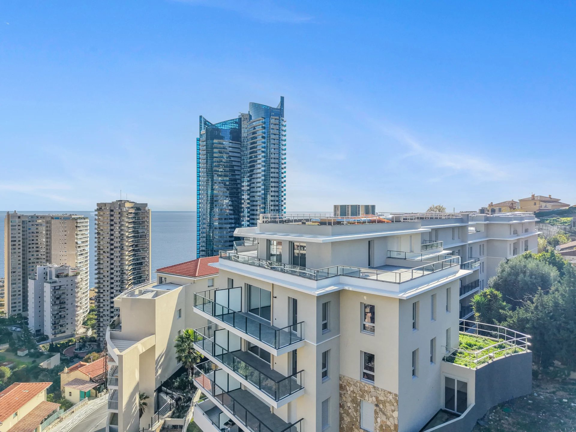 Apartment in Beausoleil - view 1