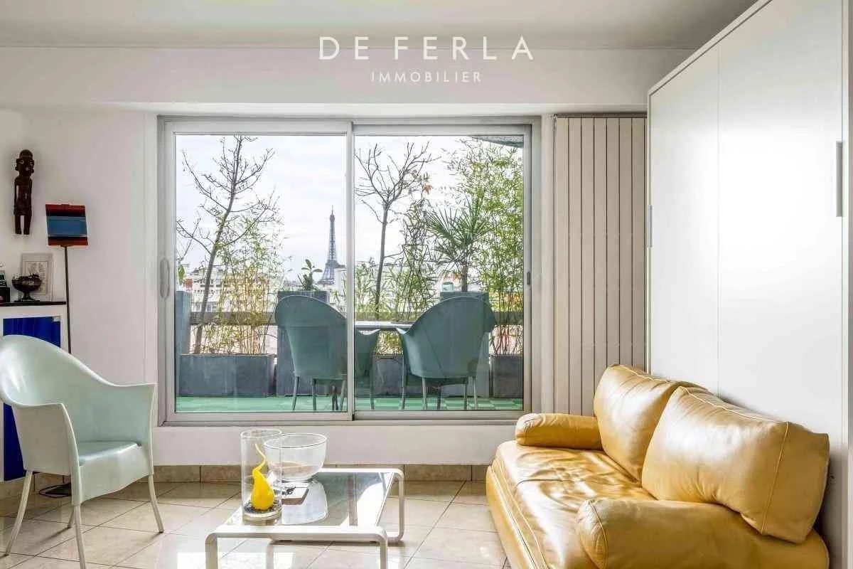 Studio avec terrasse et vue Tour Eiffel