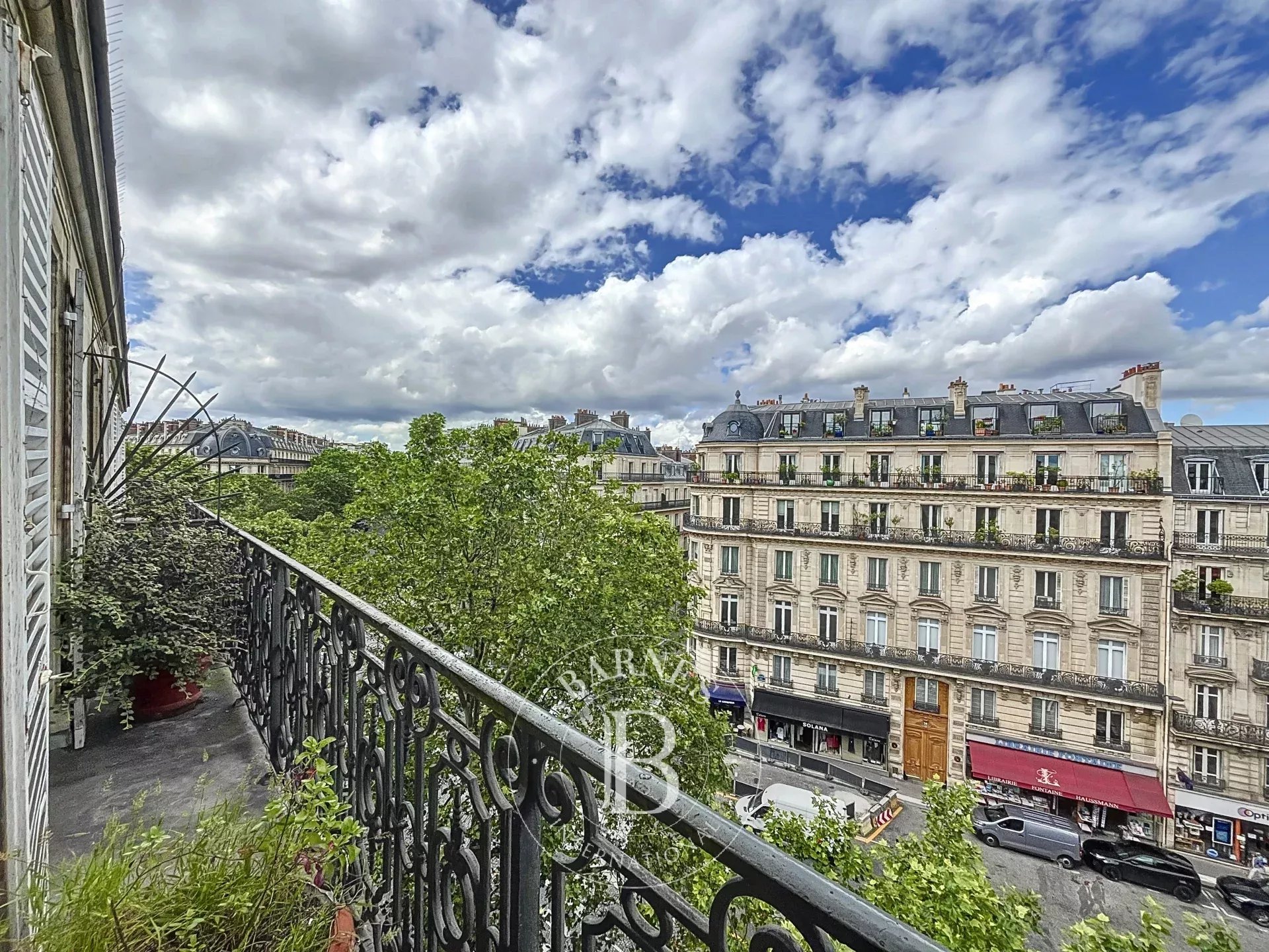 Daire Paris 8ème - picture 12