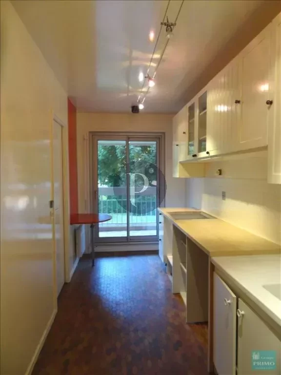 location-appartement-3-pieces-verrieres-le-buisson-83870364
