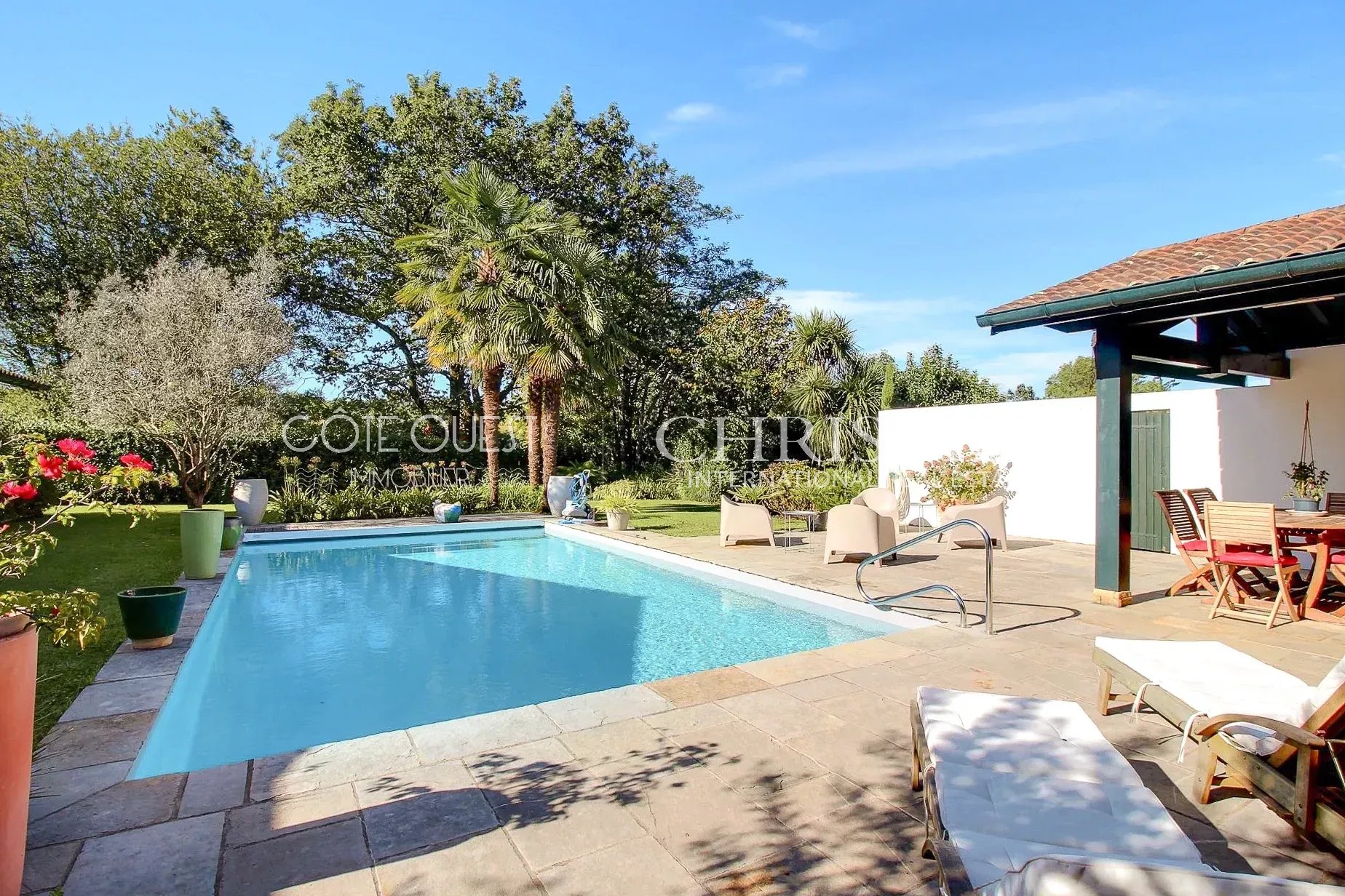 4 Bedroom Villa/Townhouse's Image 12