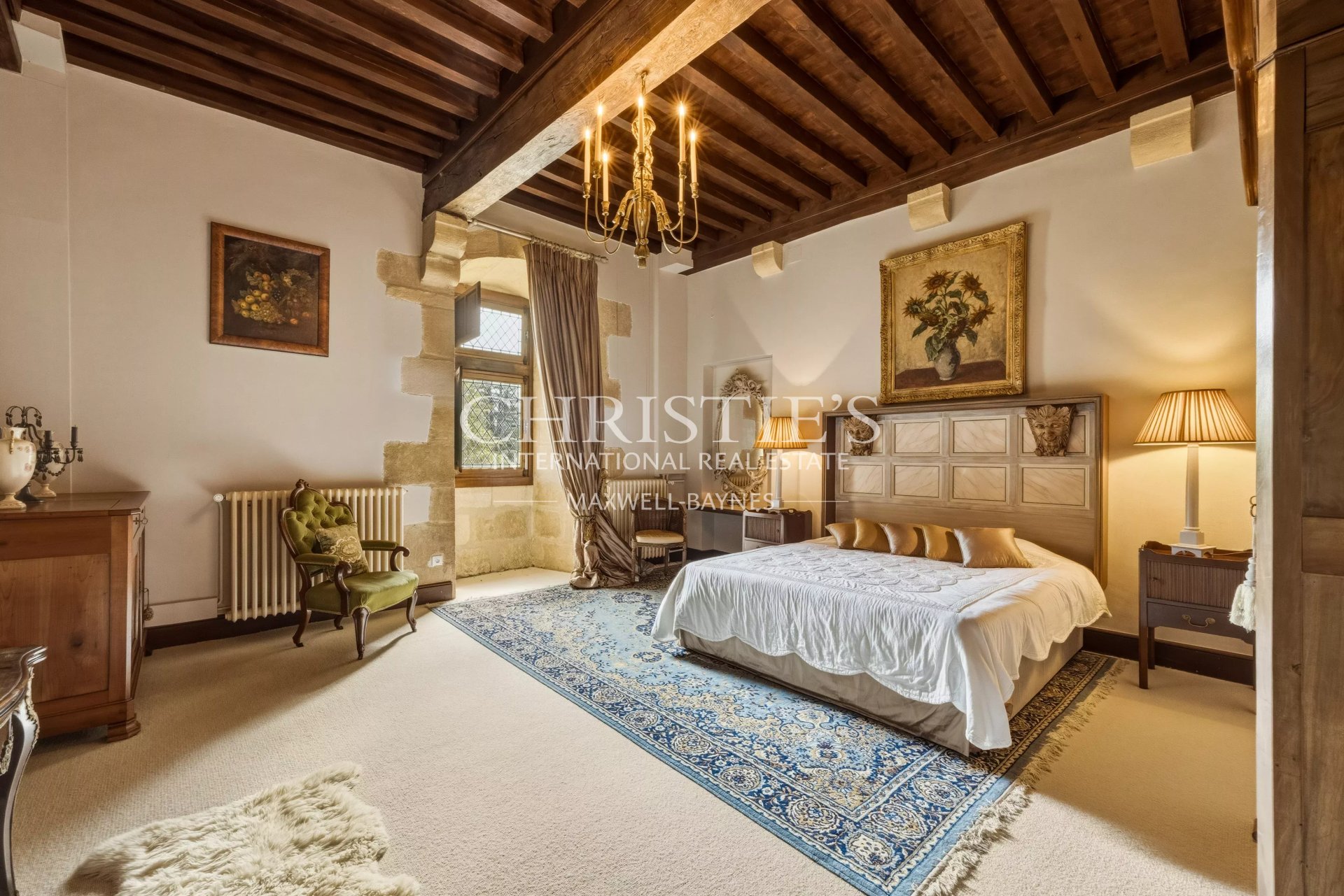 10 Bedroom Chateau's Image 21