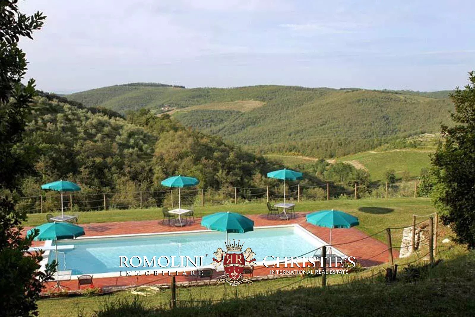 LUXURY HISTORICAL VILLA FOR SALE IN RADDA IN CHIANTI, TUSCANY