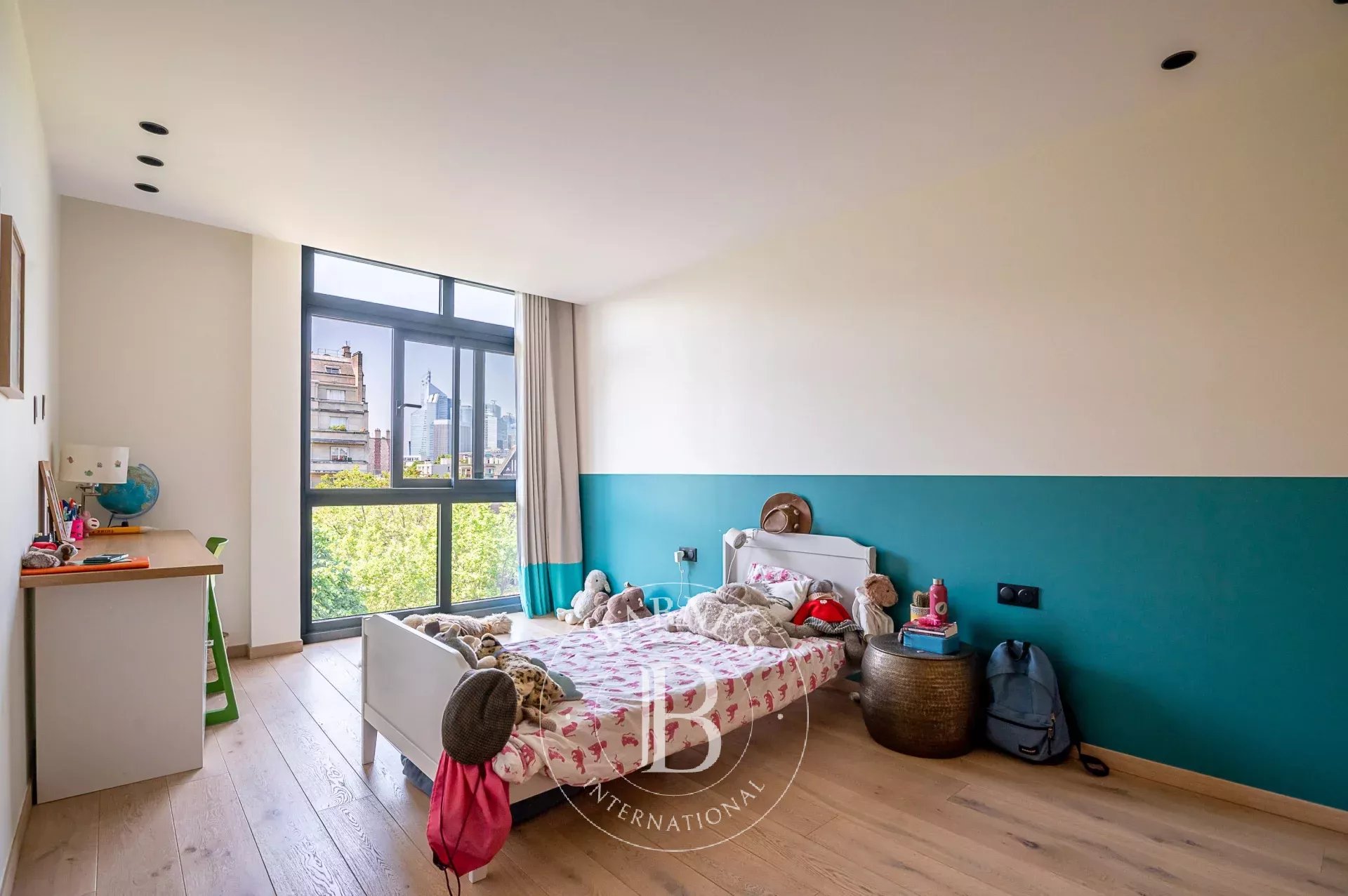 Daire Neuilly-sur-Seine - picture 24 title=