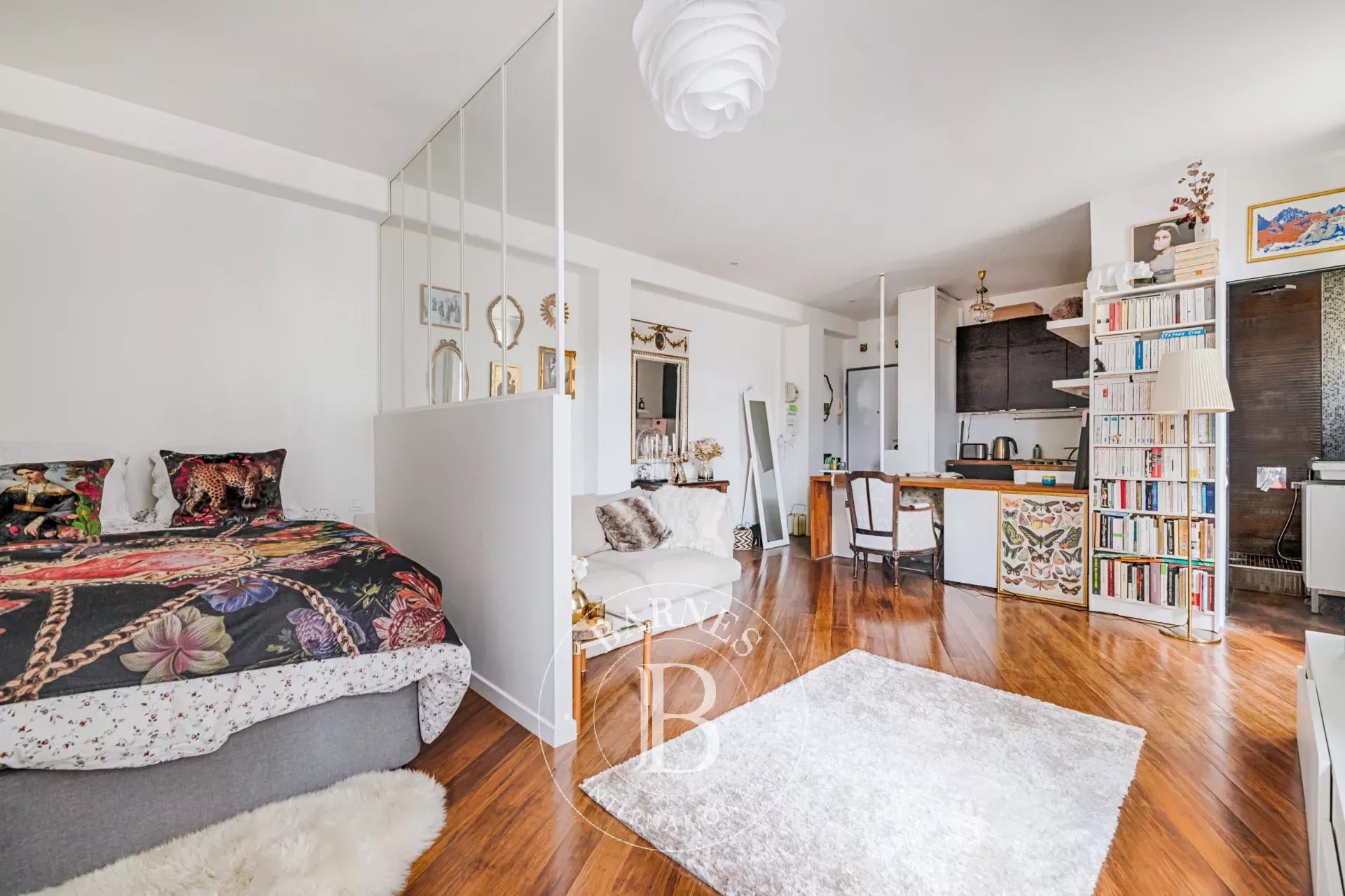 Daire Paris 3ème - picture 9