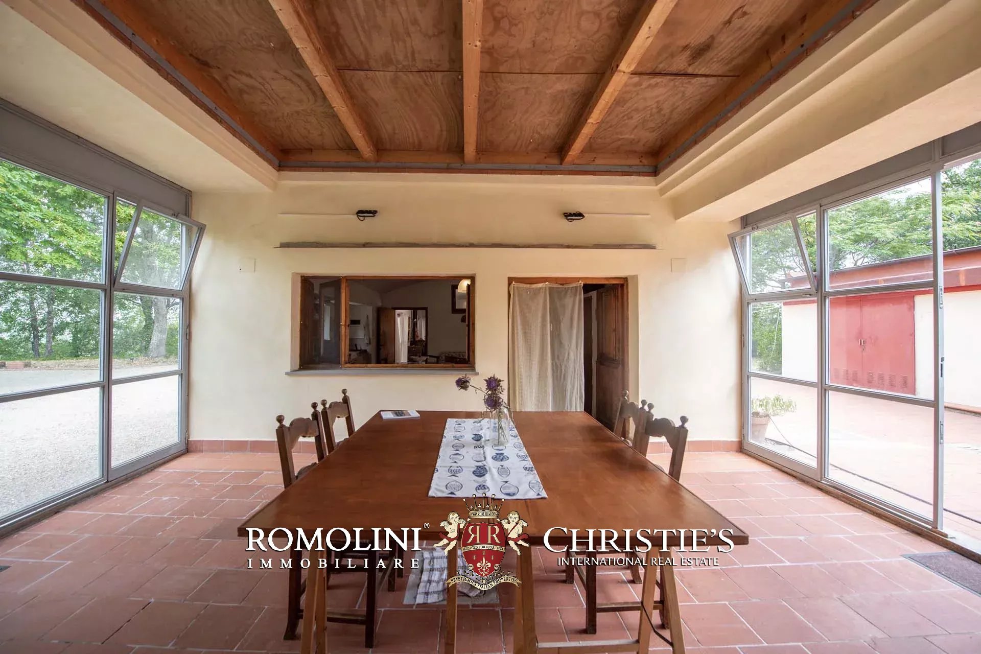 2 Bedroom Villa/Townhouse's Image 37