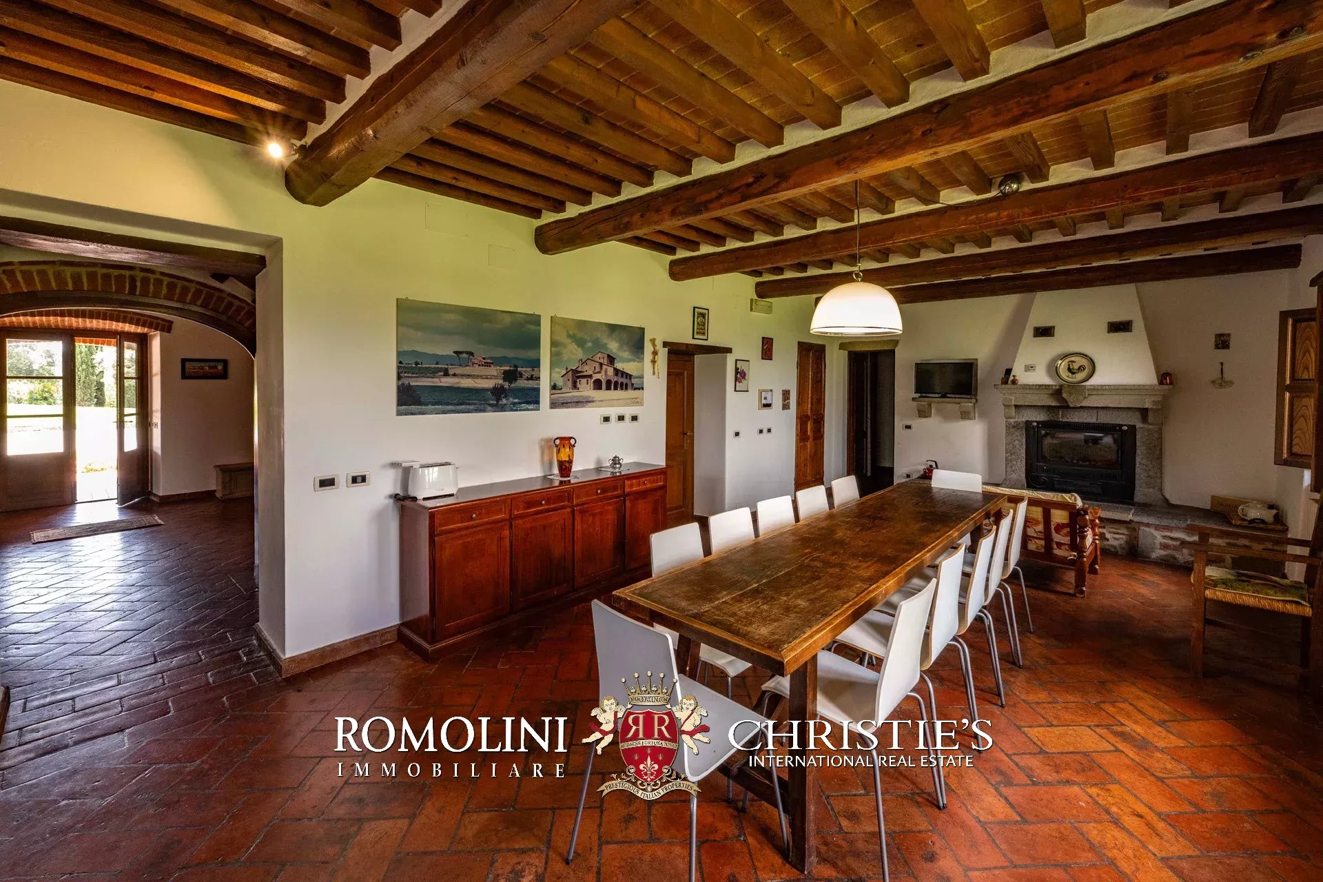 5 Bedroom Villa/Townhouse's Image 21