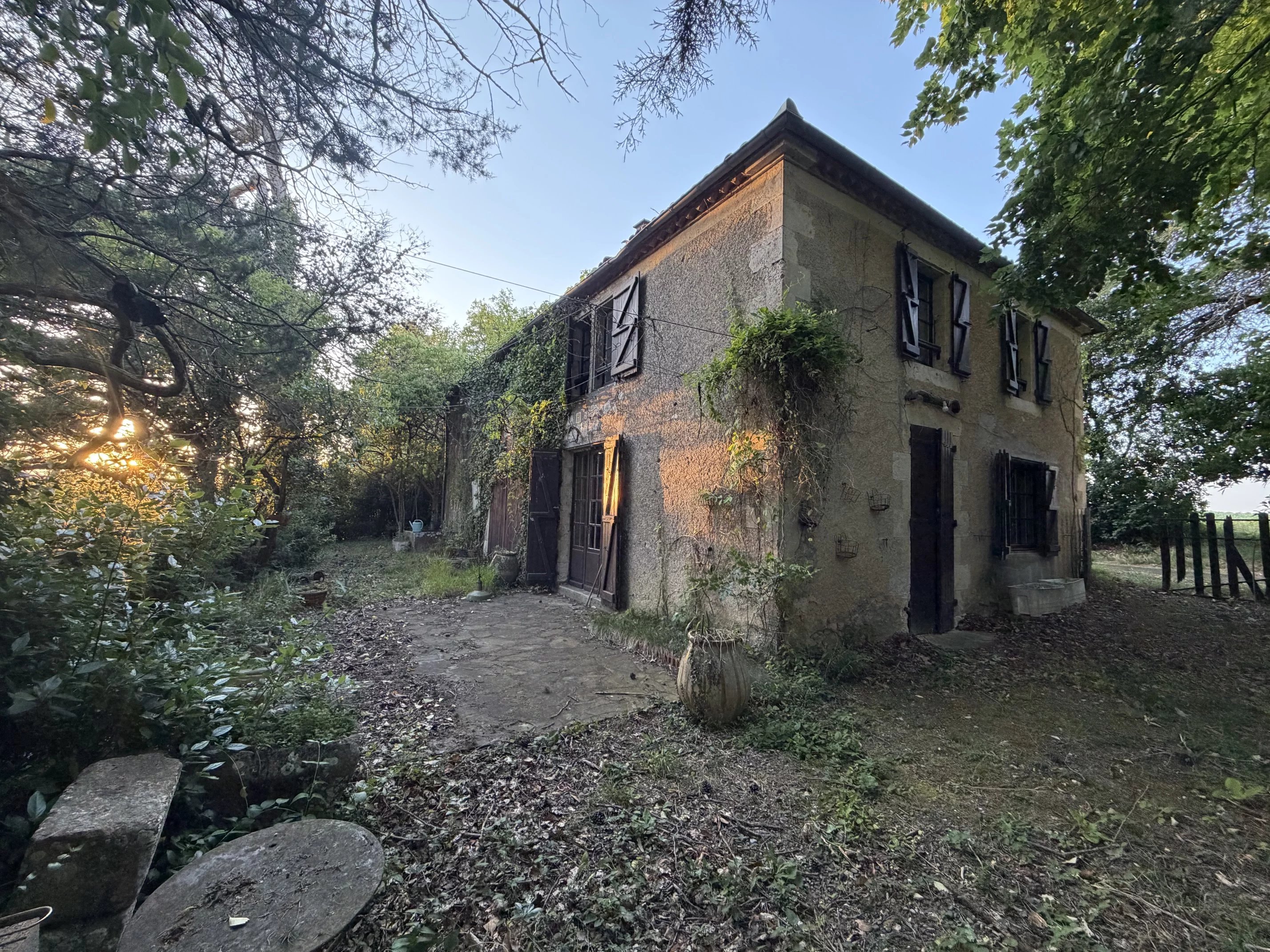 Maison de campagne avec grange à deux pas de Vic-Fezensac