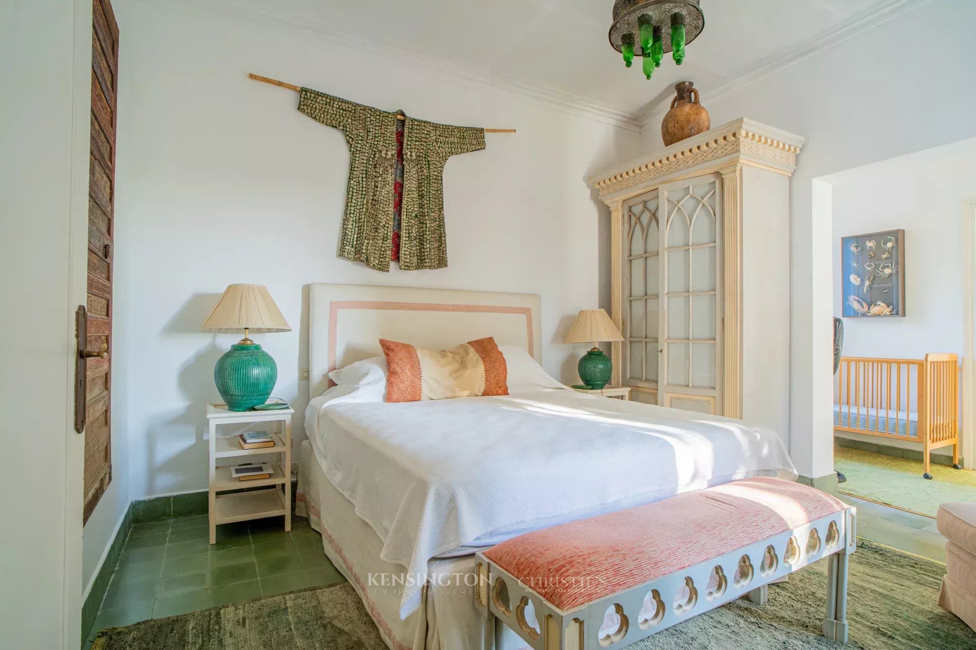 6 Bedroom Villa/Townhouse's Image 28
