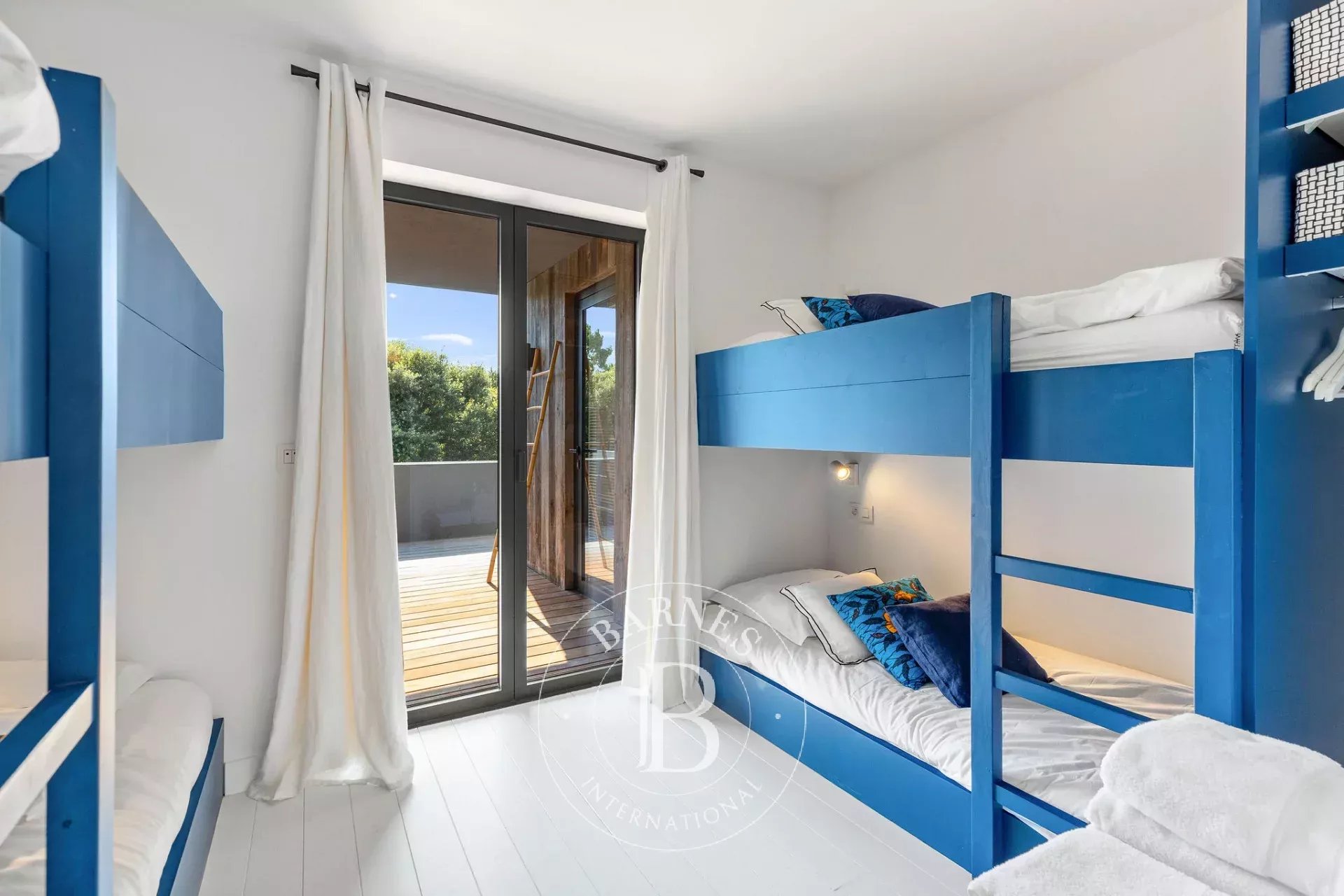 Porto-Vecchio  - Villa 6 Pi&egrave;ces 4 Chambres - picture 10