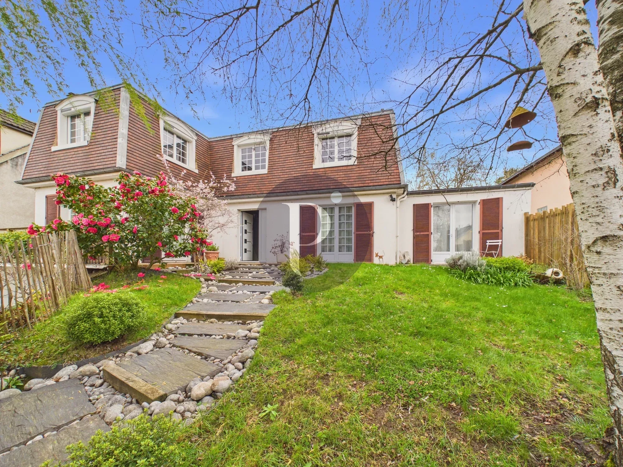 vente-maison-8-pieces-verrieres-le-buisson-85793713