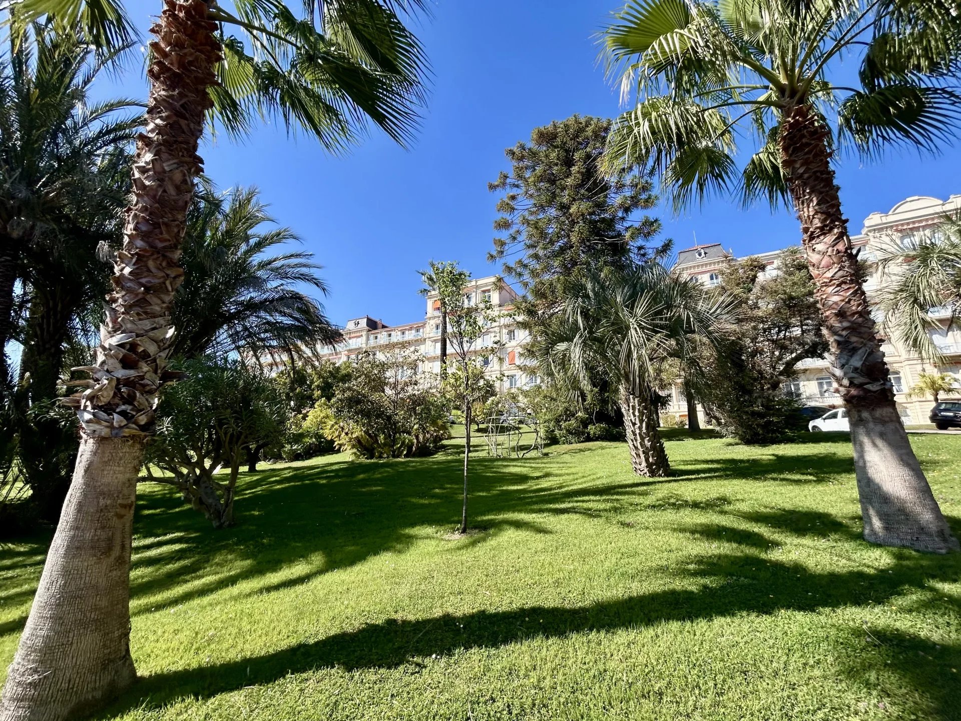 Sale Apartment Cannes Basse Californie
