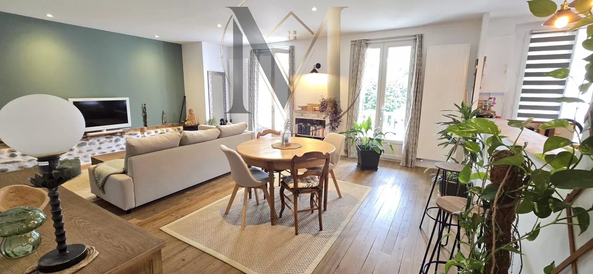 Agence immobilière de 