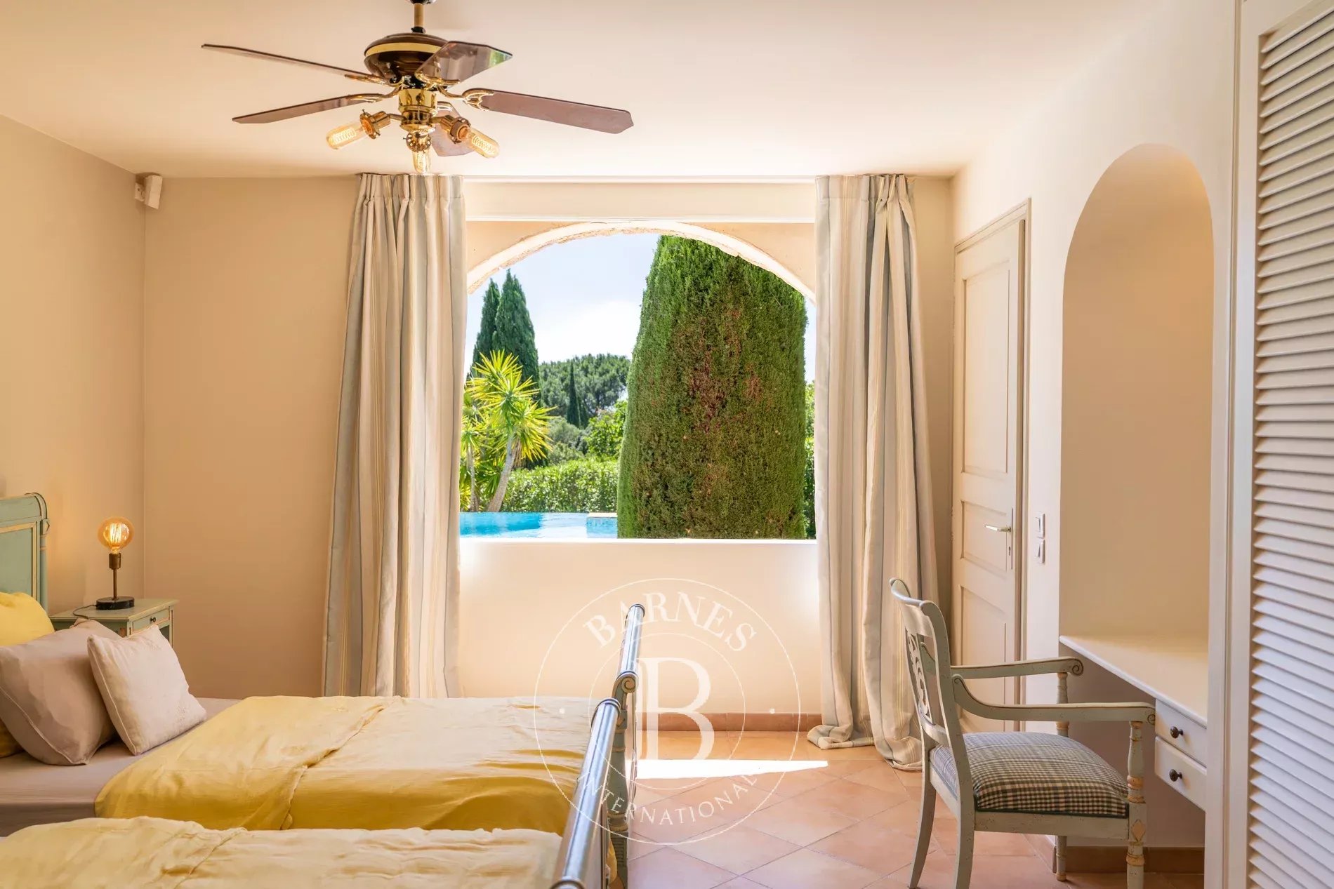 Sainte-Lucie-de-Porto-Vecchio  - Villa  5 Chambres - picture 13