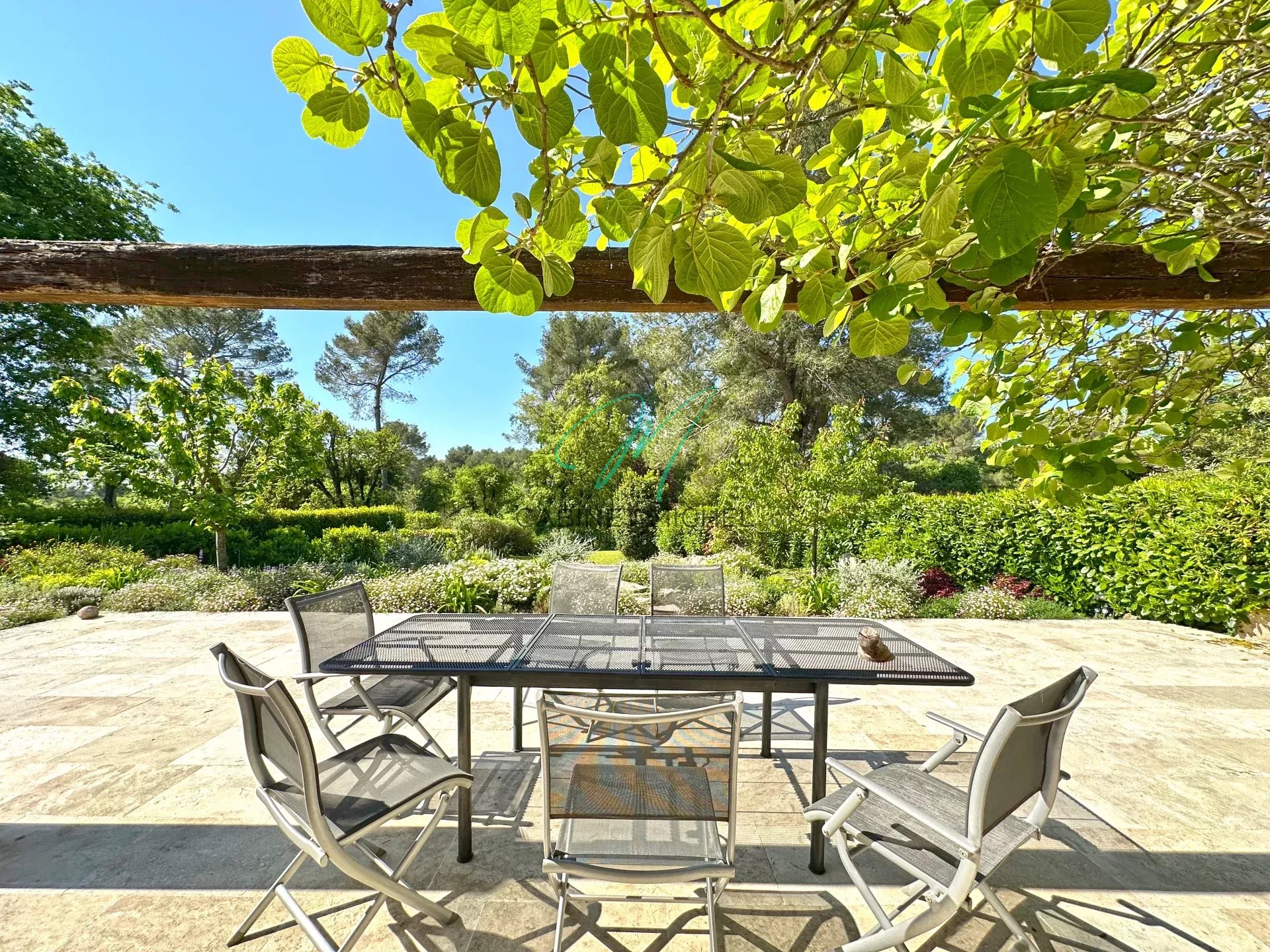 4 Pièces - 110m² - 3 Chambres