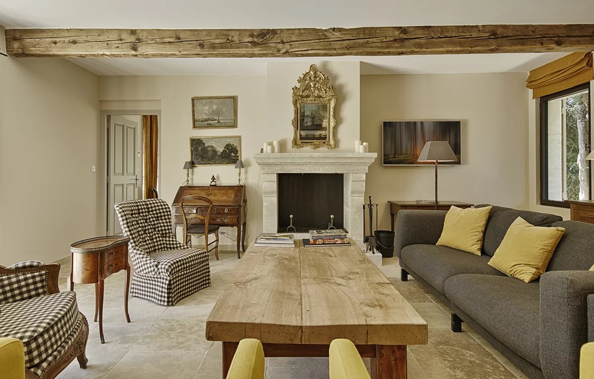 France | Eygalières | 3 Bedrooms | 3 Bathrooms | 170 sqm | €2,395,000