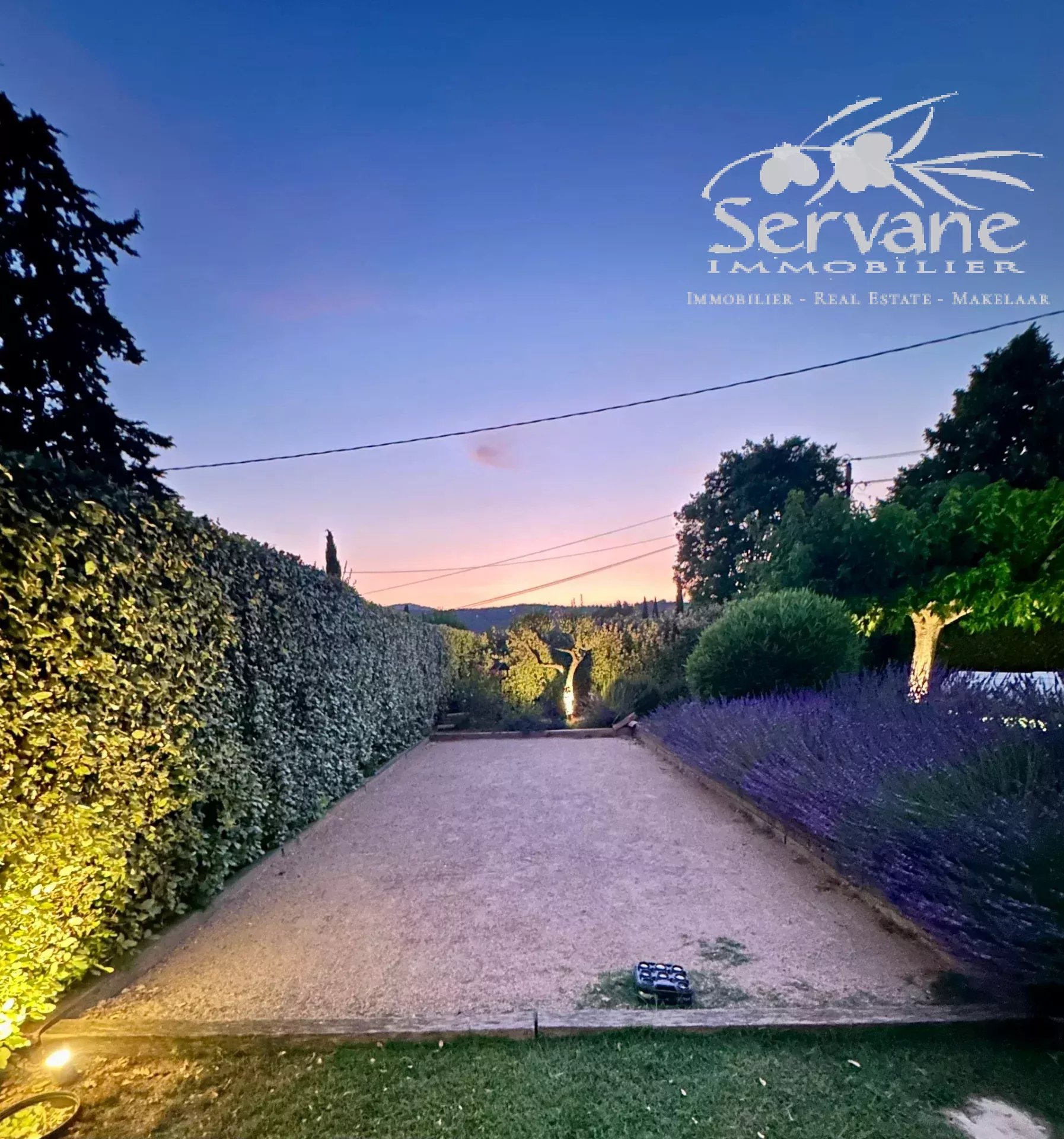 COTIGNAC CHARMING HOUSE WITH INDEPENDANT APARTMENT