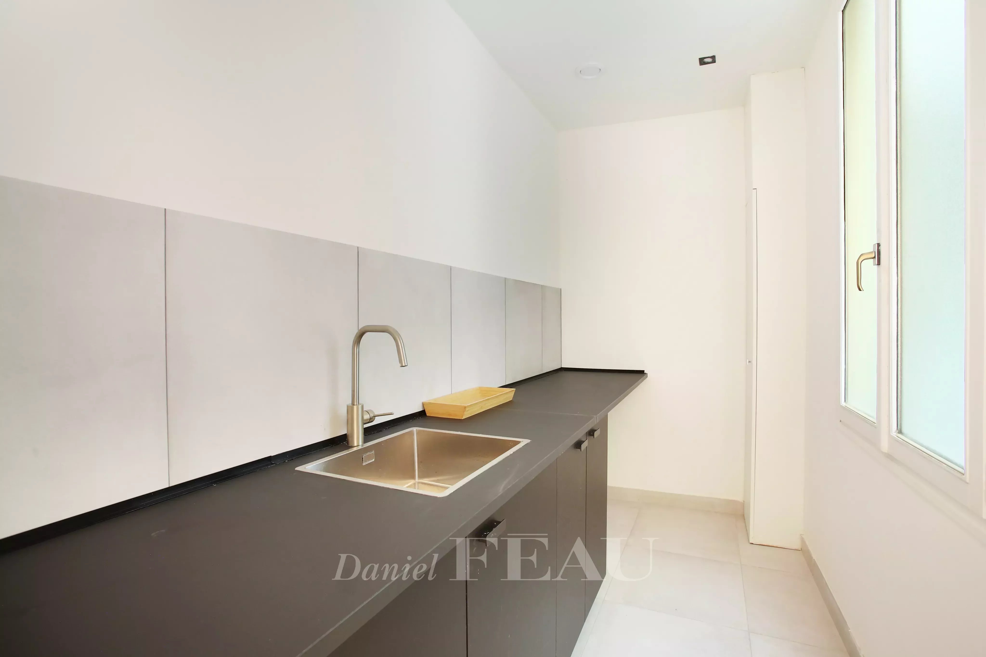 Location Appartement Paris 8ème