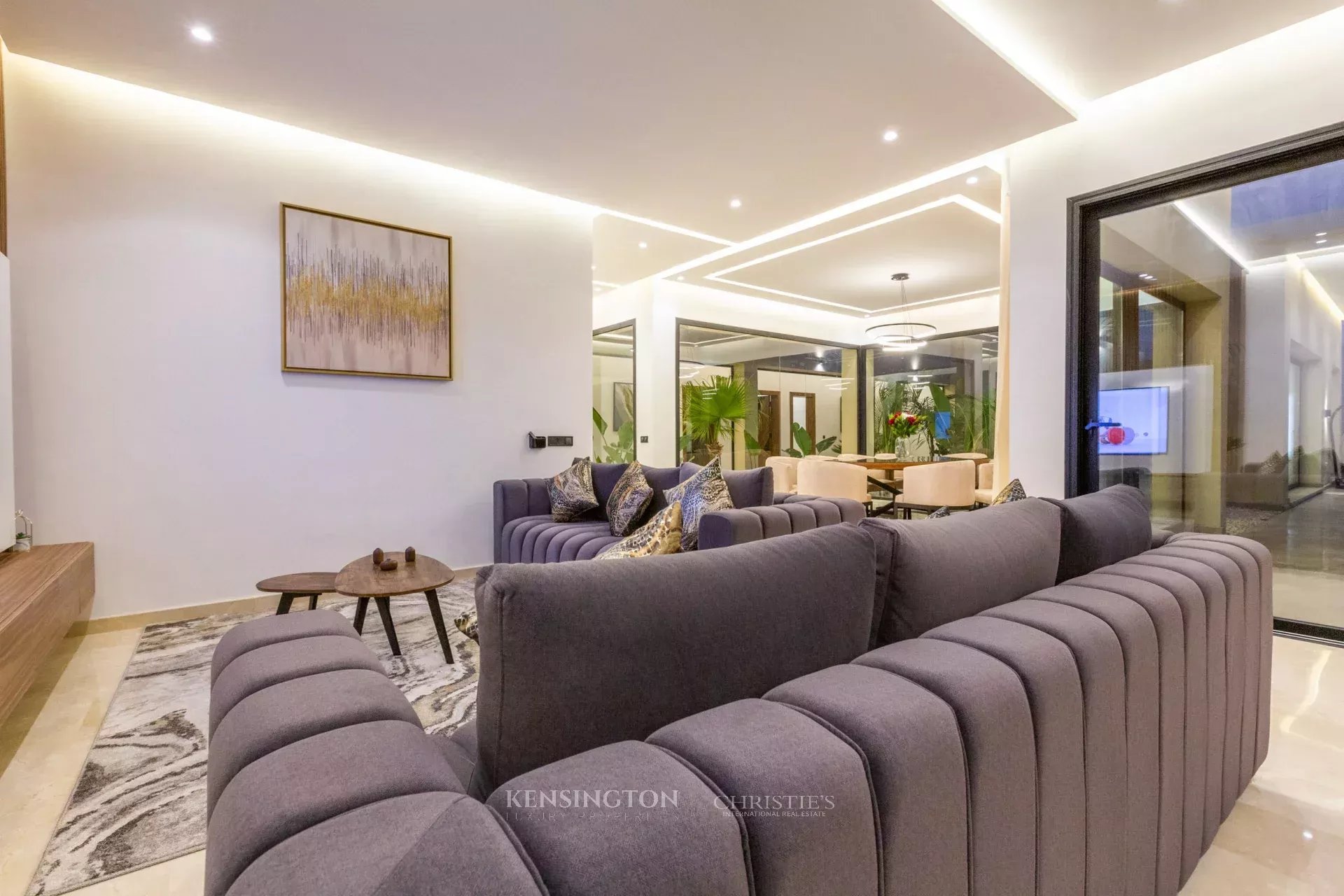 5 Bedroom Villa/Townhouse's Image 7