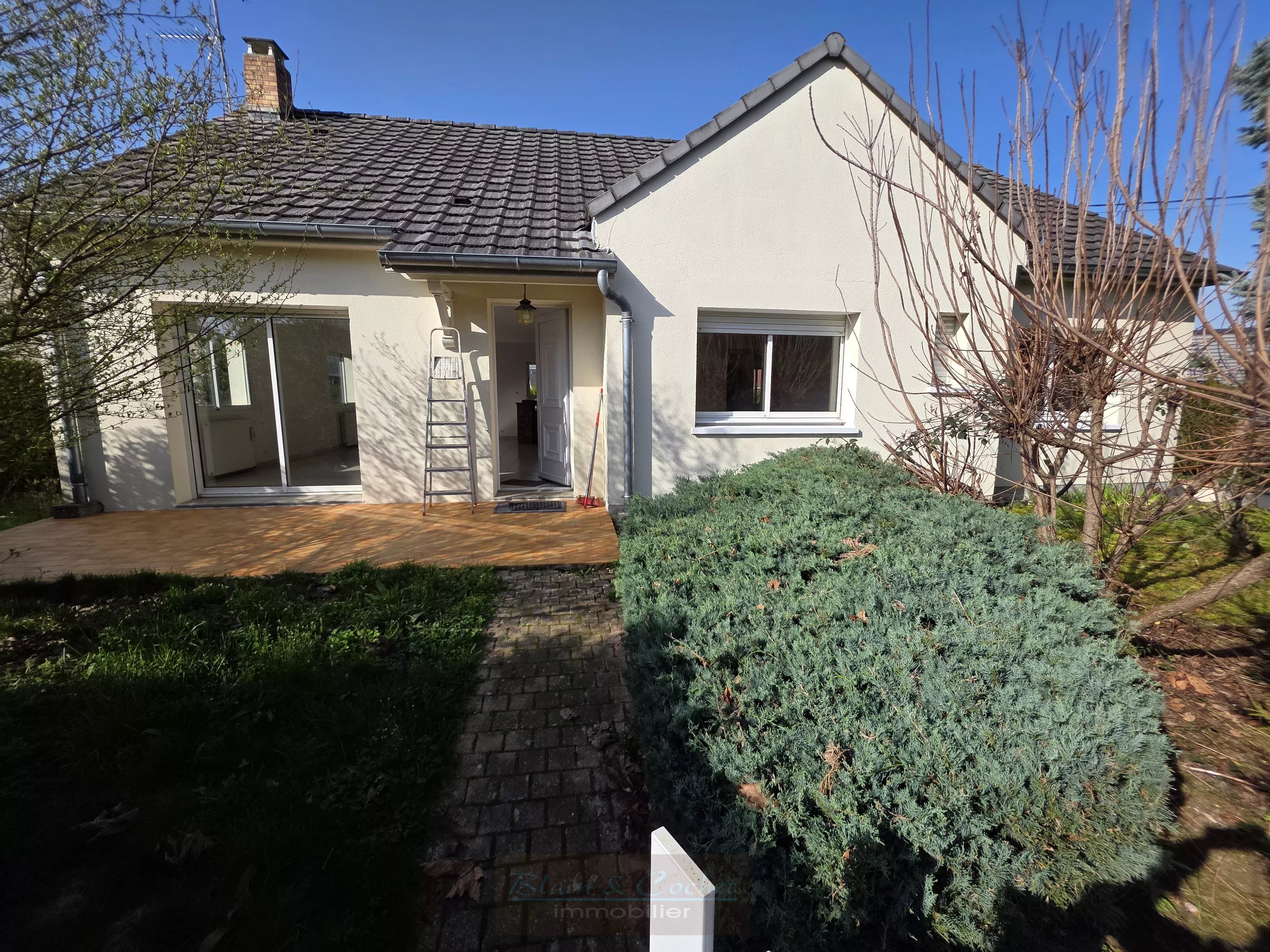 Agence immobilière de 