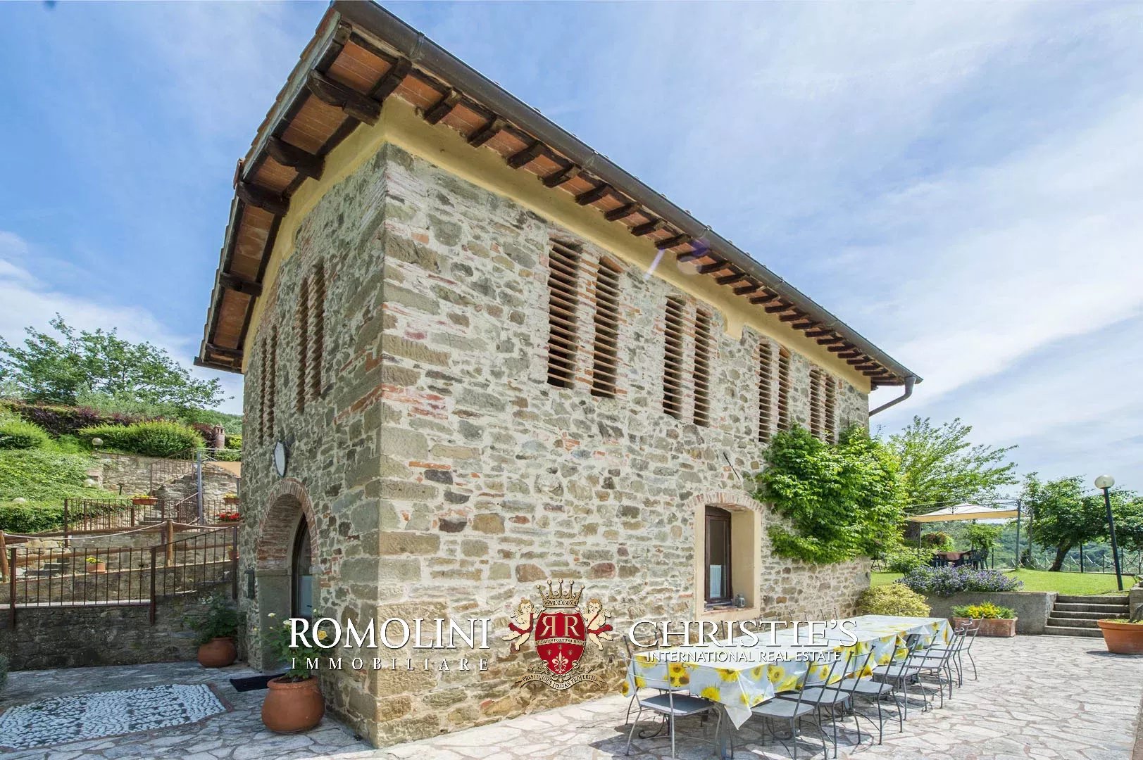 11 Bedroom Villa/Townhouse's Image 8