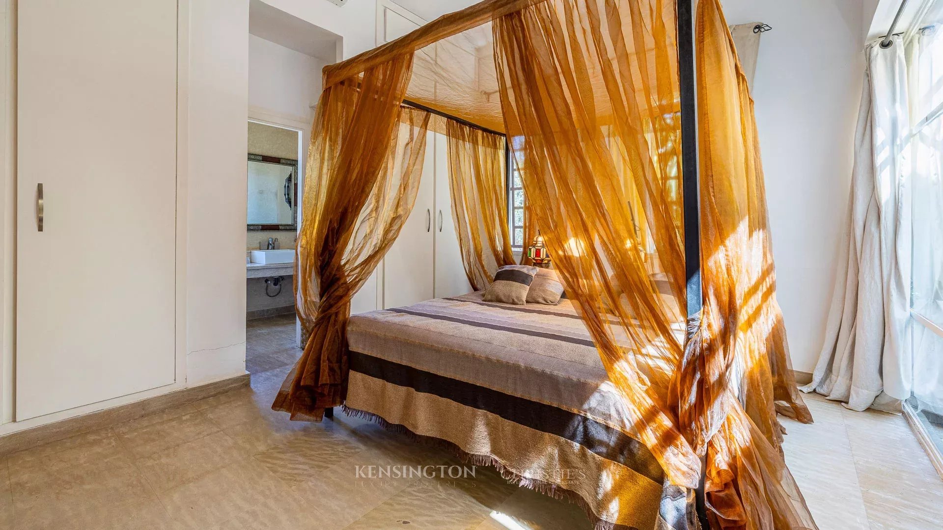 5 Bedroom Villa/Townhouse's Image 28