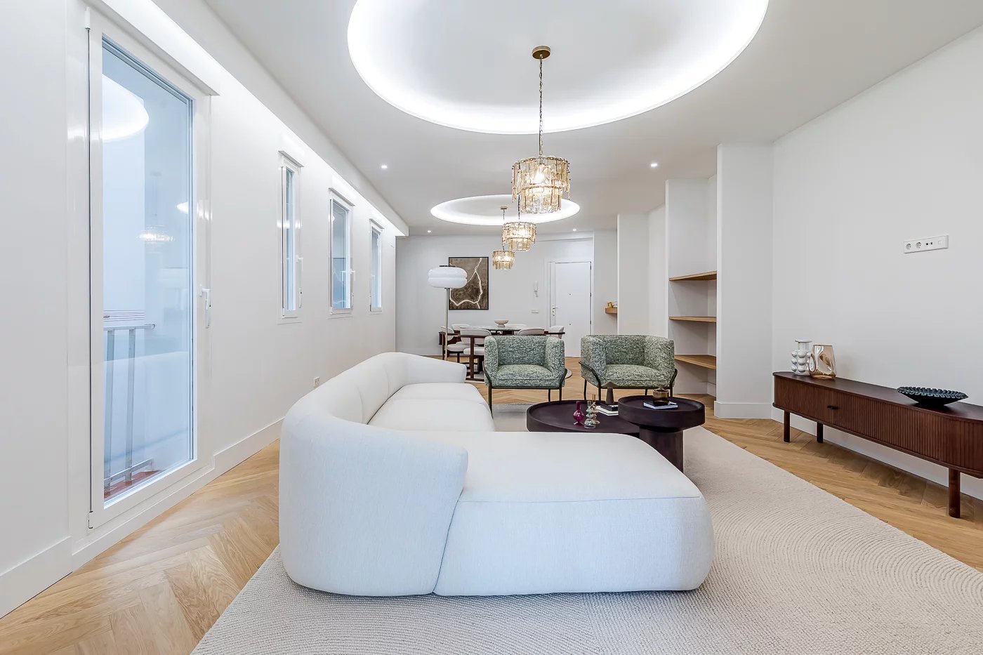 Renovated and furnished flat in a privileged area