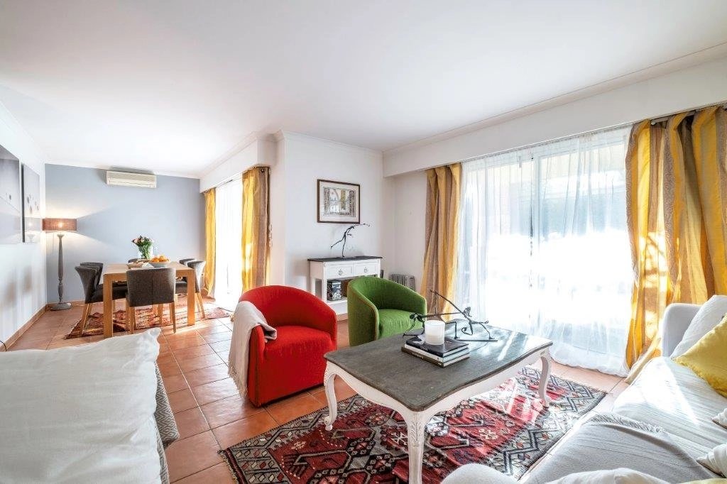 Апартаменты с садом