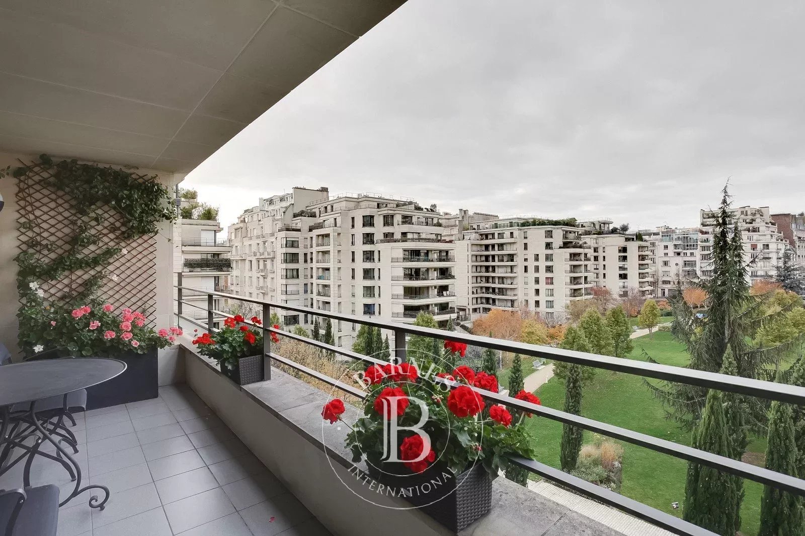 Daire Paris 16ème - picture 10