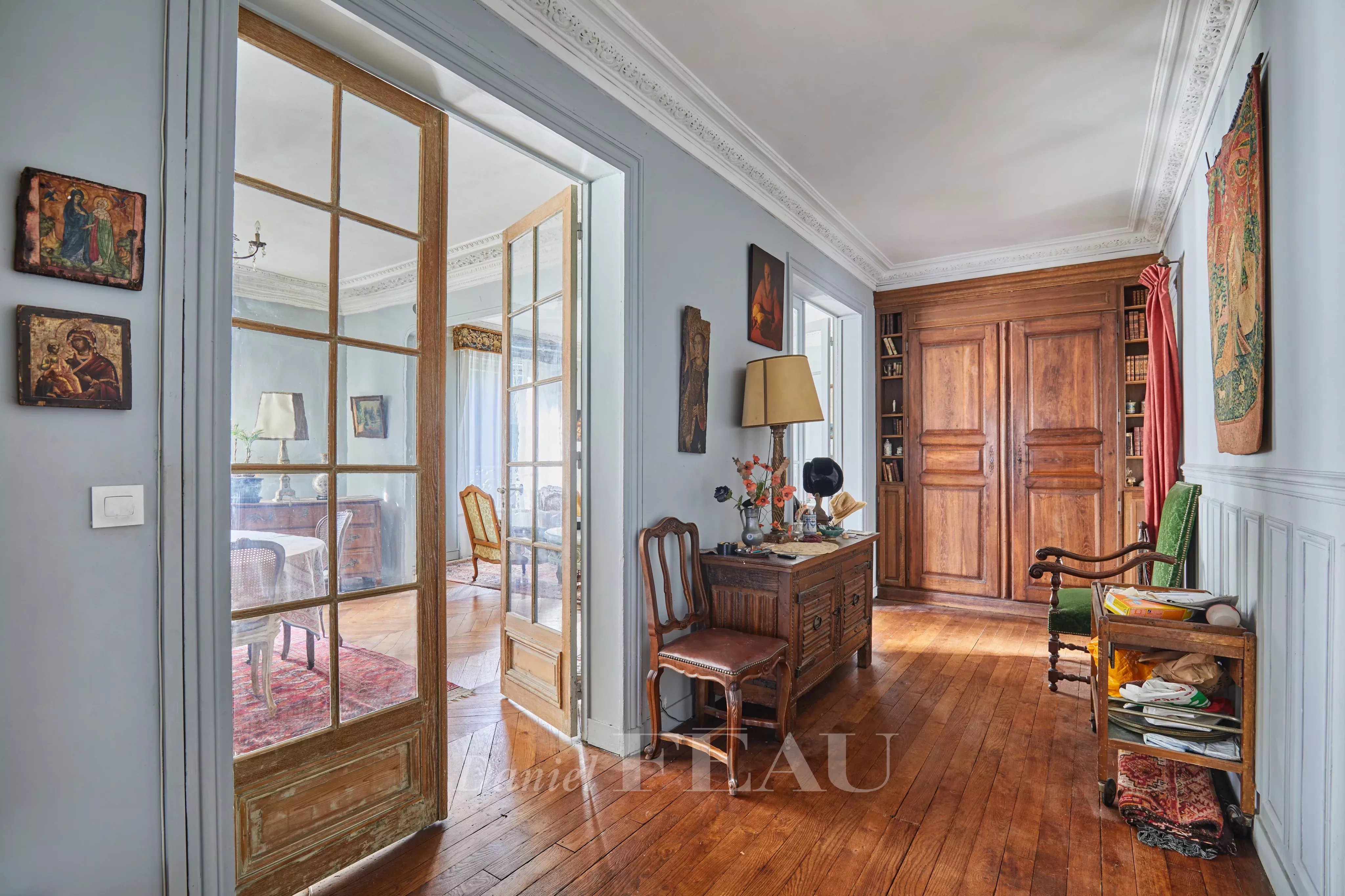 Sale Apartment Paris 16th