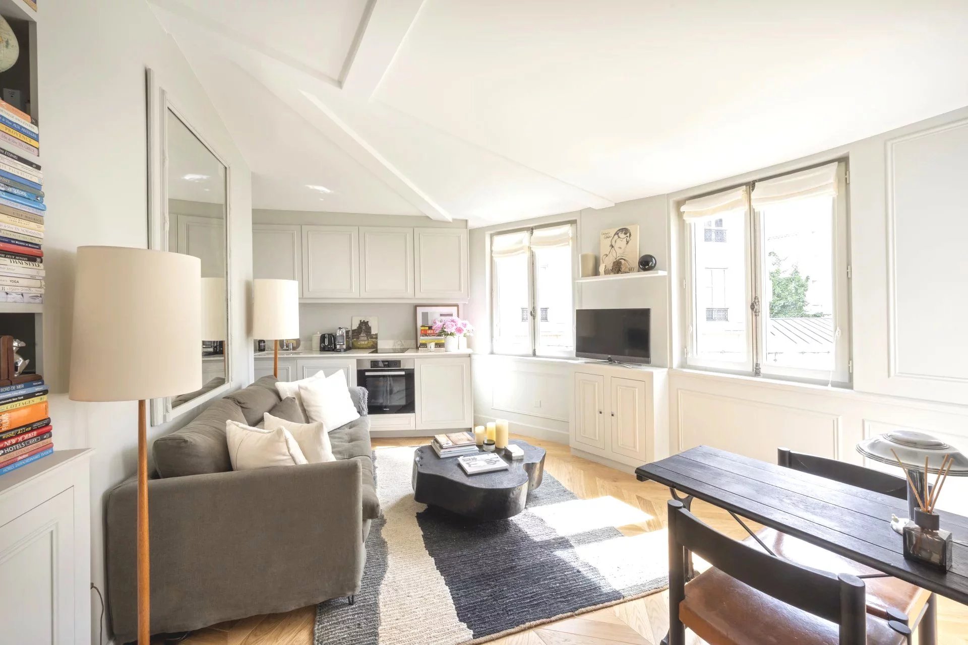 Sale Apartment Paris 7th