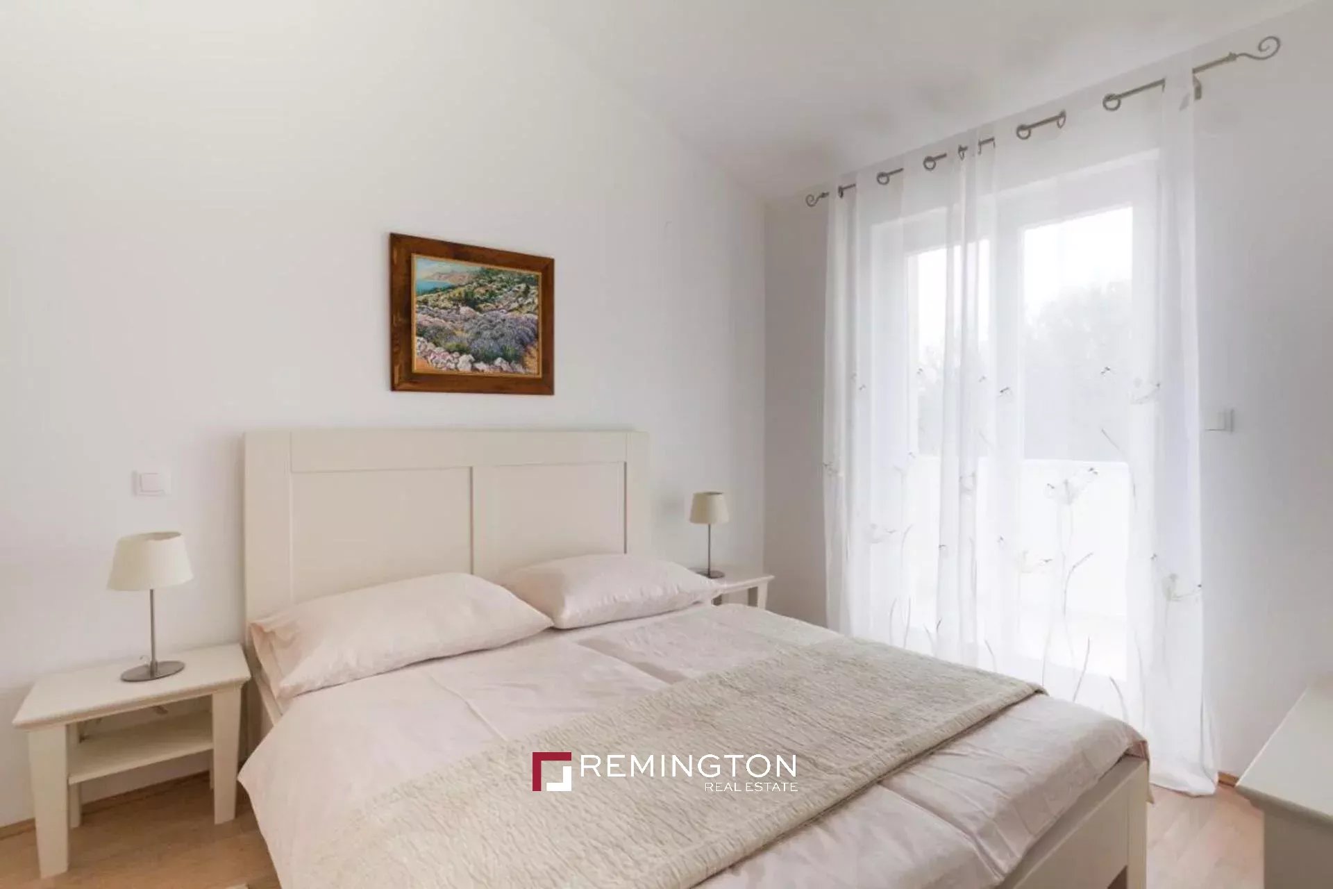 6 Bedroom Villa/Townhouse's Image 5
