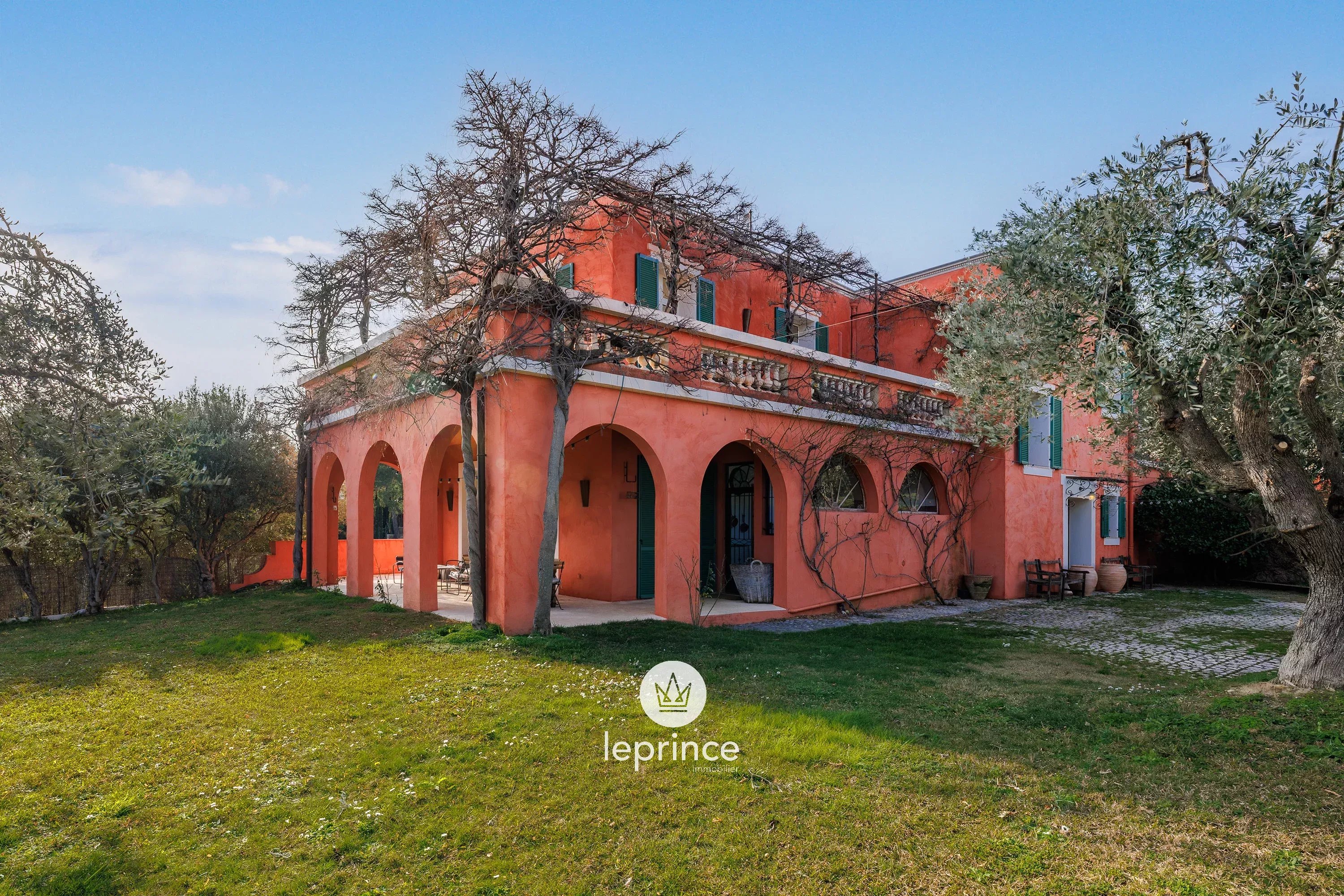 Agence immobilière de 